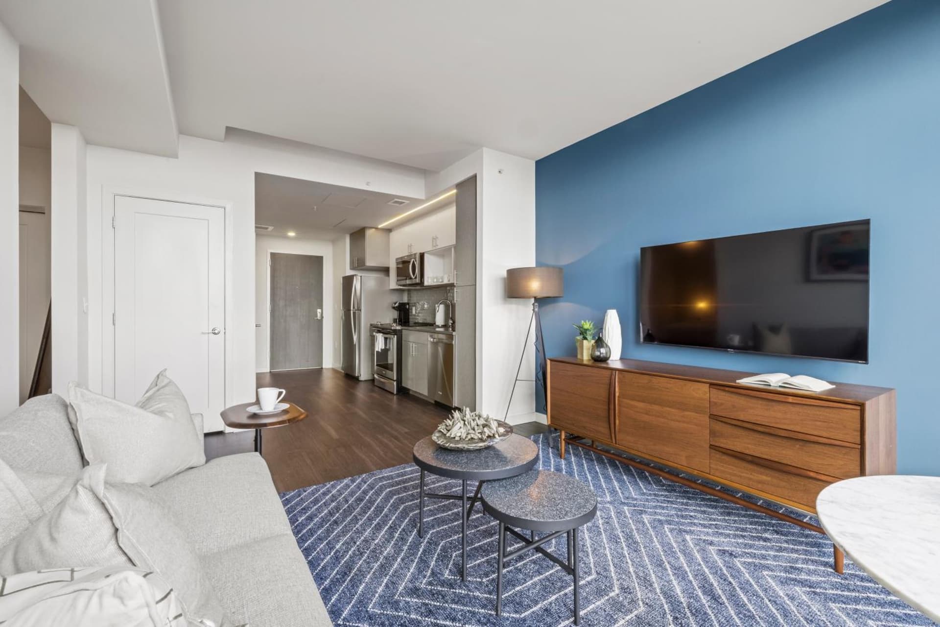 Placemakr Marymount Ballston gallery photo in Arlington, VA — image 10