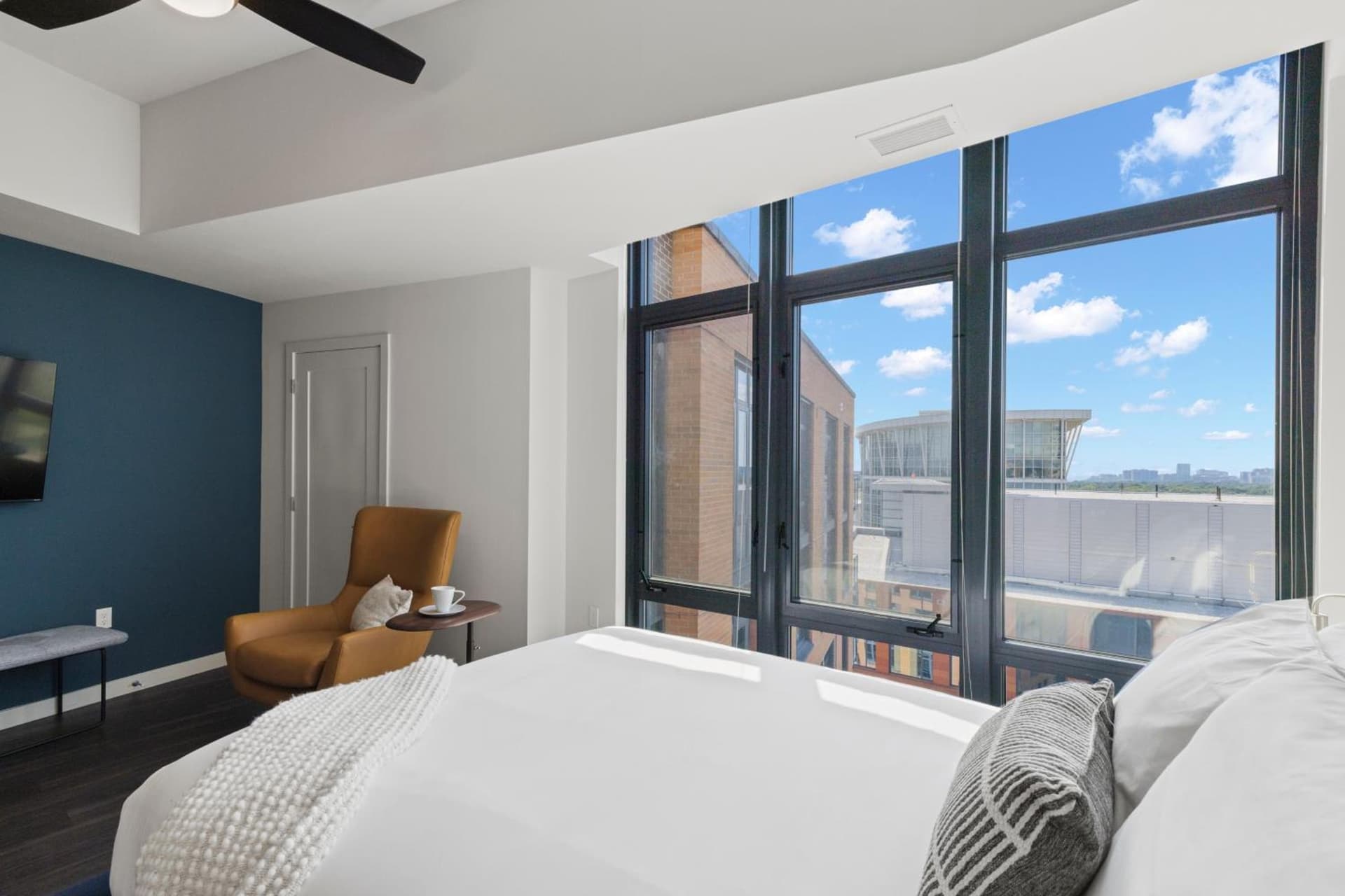 Placemakr Marymount Ballston gallery photo in Arlington, VA — image 78