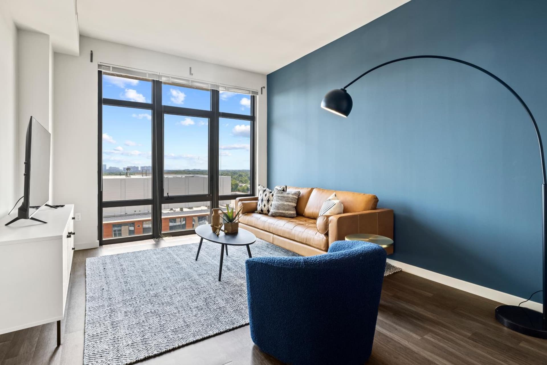 Placemakr Marymount Ballston gallery photo in Arlington, VA — image 17