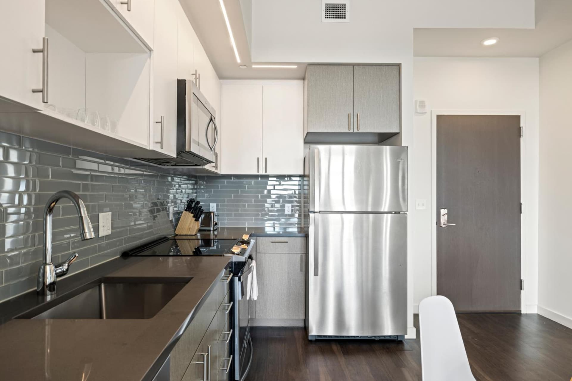 Placemakr Marymount Ballston gallery photo in Arlington, VA — image 53