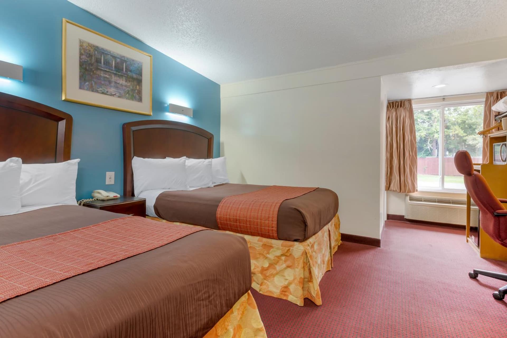 Rodeway Inn & Suites New Paltz - Hudson Valley gallery photo in New Paltz, NY — image 36