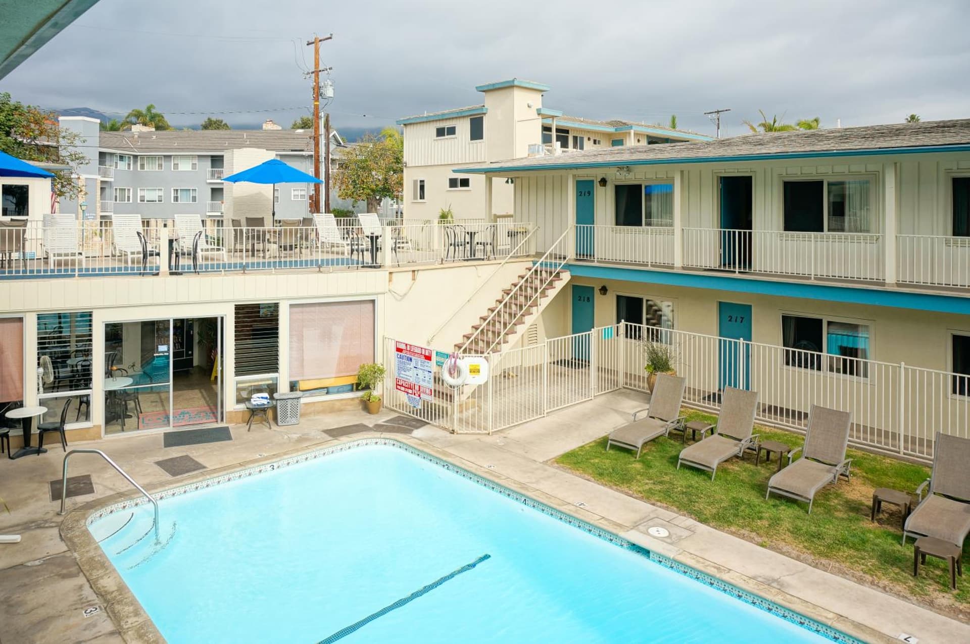 Cabrillo Inn at the Beach gallery photo in Santa Barbara, CA — image 20