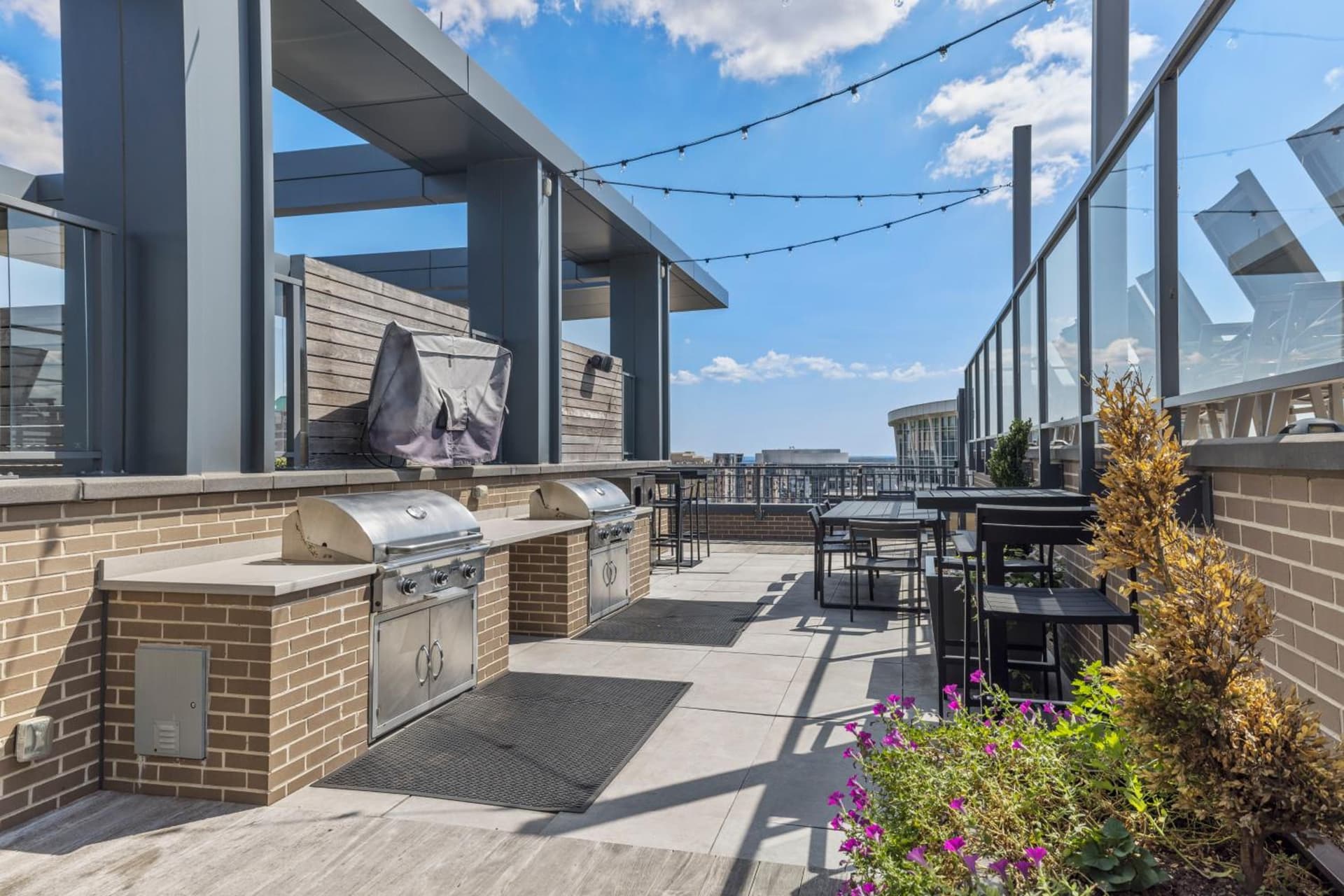 Placemakr Marymount Ballston gallery photo in Arlington, VA — image 23