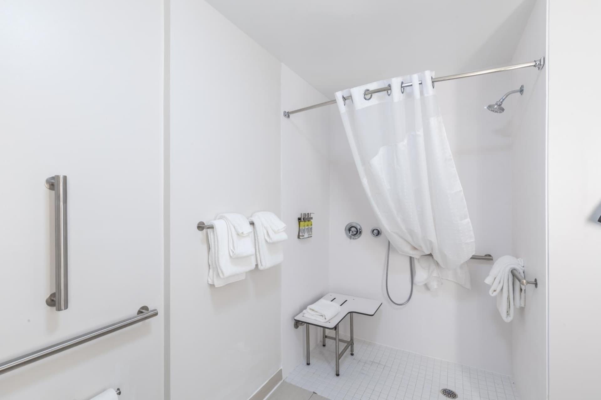 Holiday Inn Express & Suites Columbia Downtown The Vista by IHG gallery photo in Columbia, SC — image 43