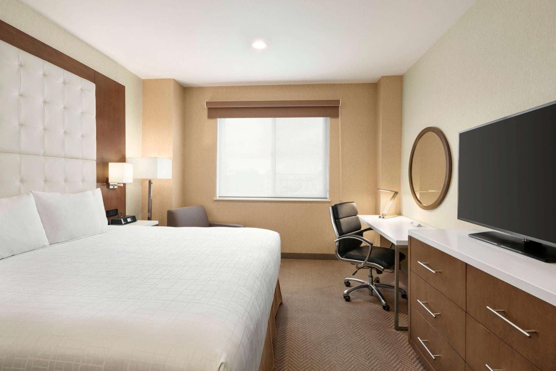 Wyndham Anaheim gallery photo in Anaheim, CA — image 101