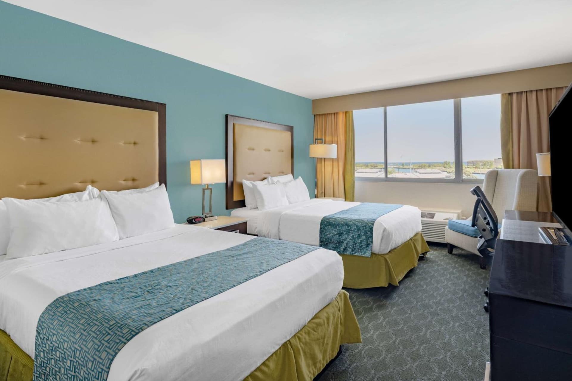 Wyndham Garden Kenosha Harborside gallery photo in Kenosha, WI — image 66