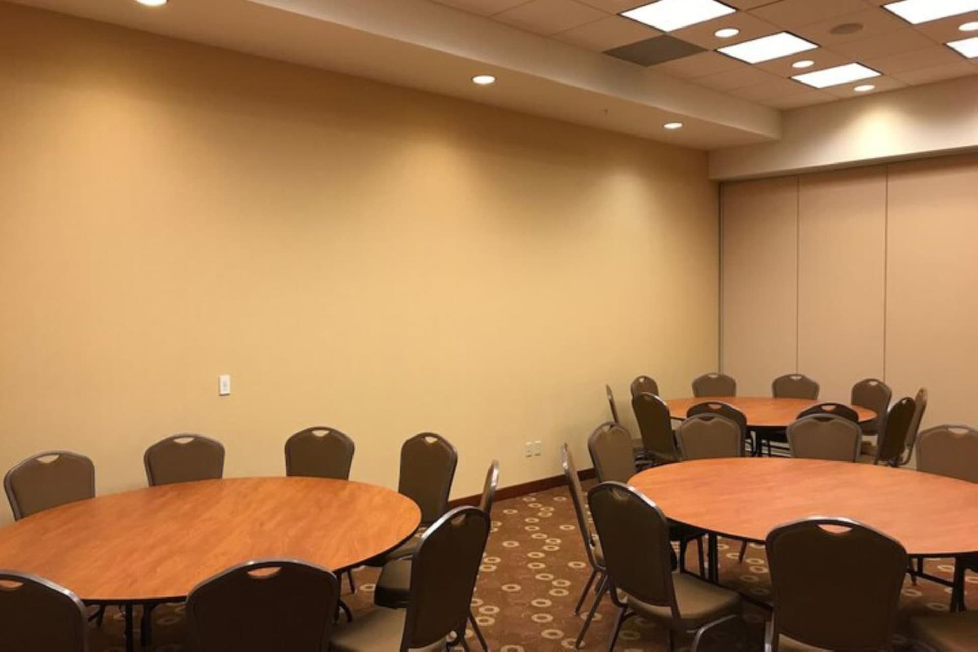 Hyatt Place Des Moines Downtown gallery photo in Des Moines, IA — image 33