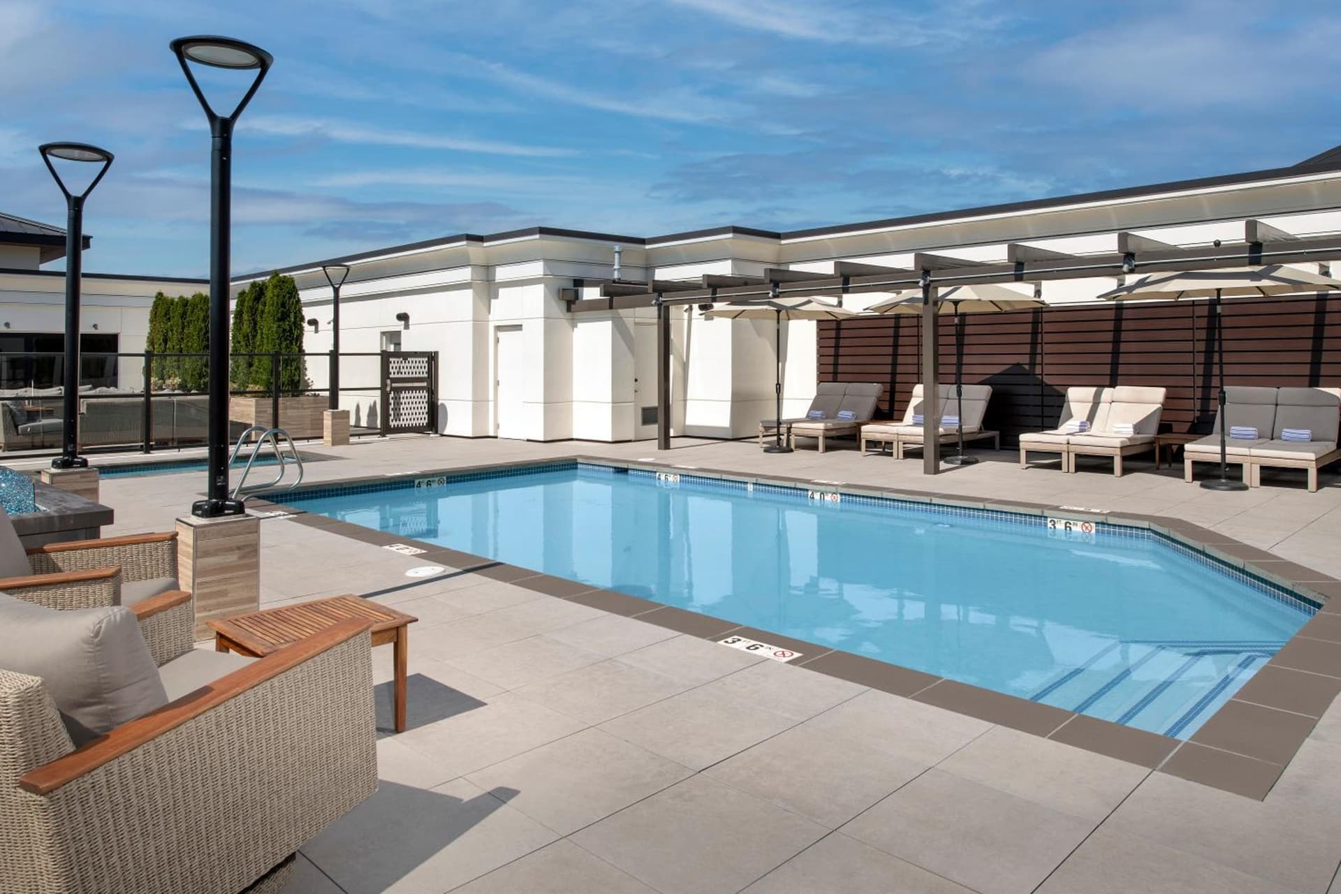Silver Cloud Hotel Tacoma at Point Ruston Waterfront gallery photo in Tacoma, WA — image 8