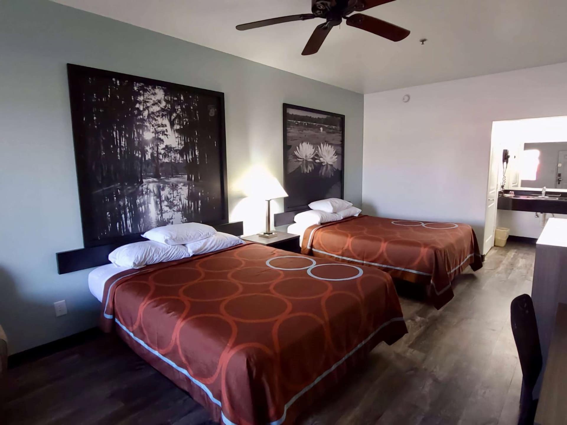 Scottish Inns & Suites Forney gallery photo in Forney, TX — image 9