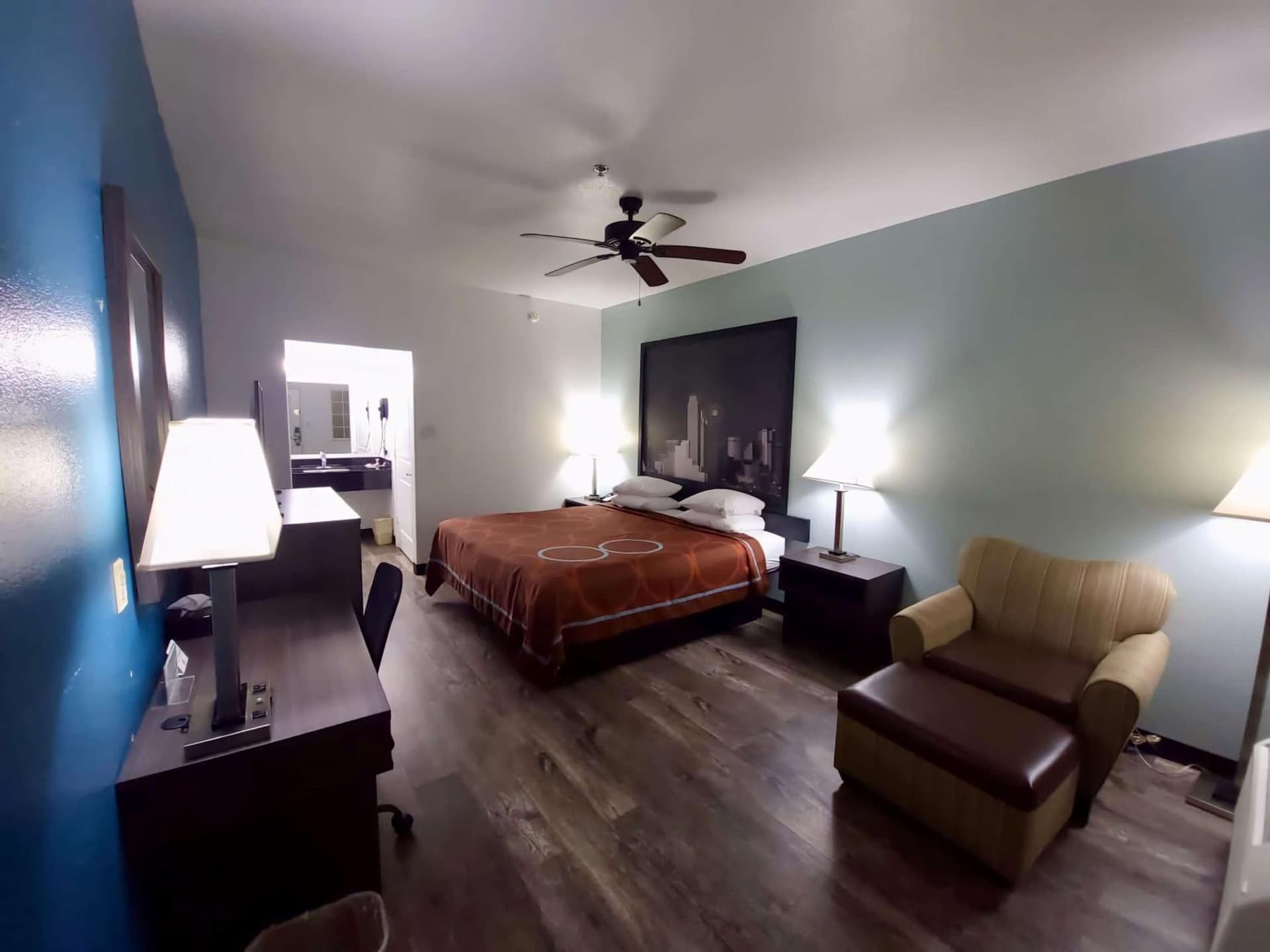 Scottish Inns & Suites Forney gallery photo in Forney, TX — image 16