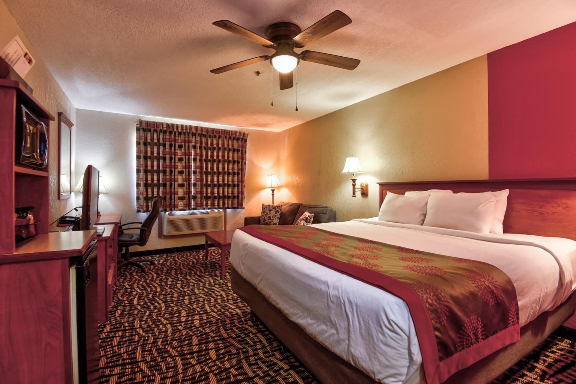 Ramada by Wyndham Oklahoma City Airport North gallery photo in Oklahoma City, OK — image 41