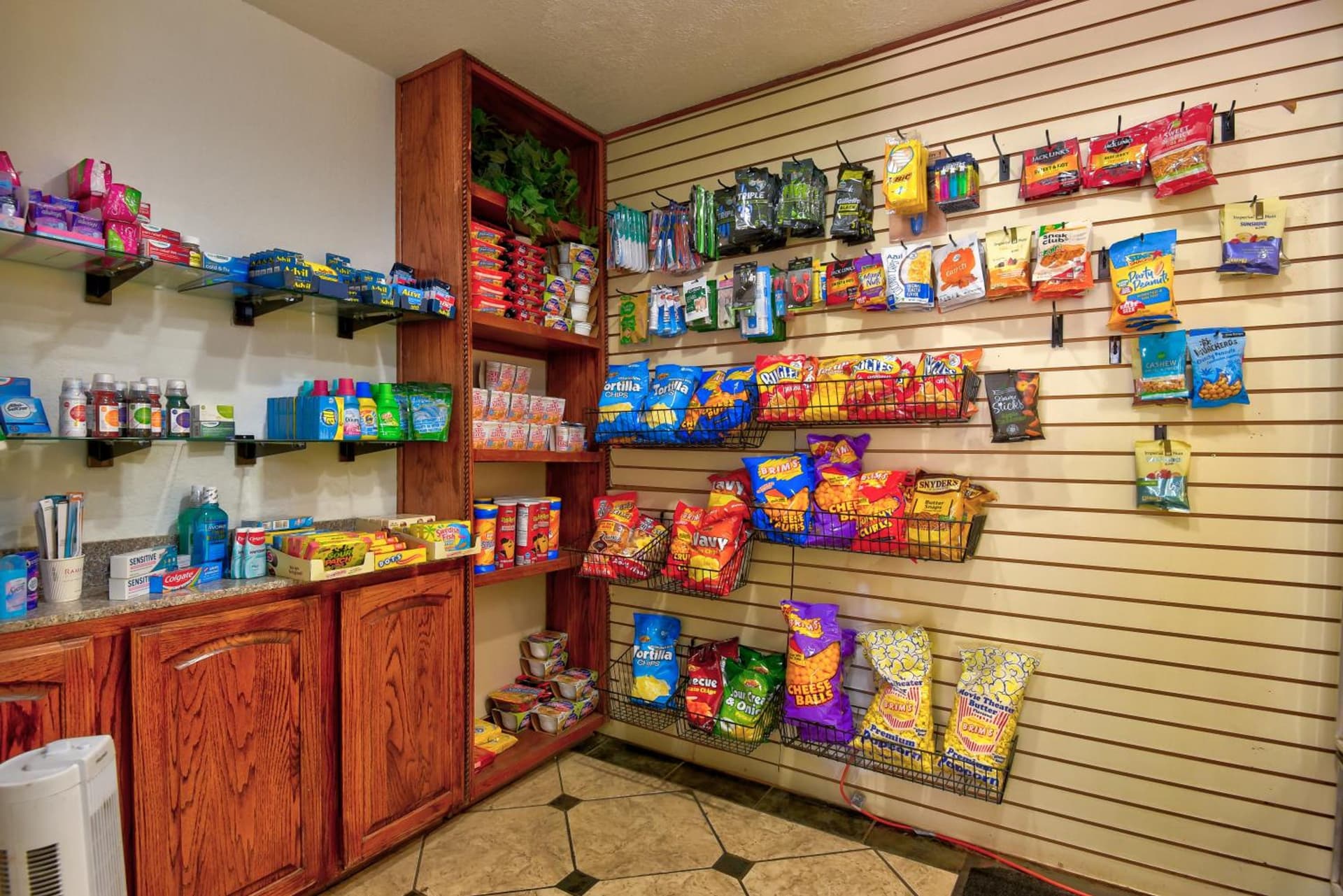 Ramada by Wyndham Oklahoma City Airport North gallery photo in Oklahoma City, OK — image 31