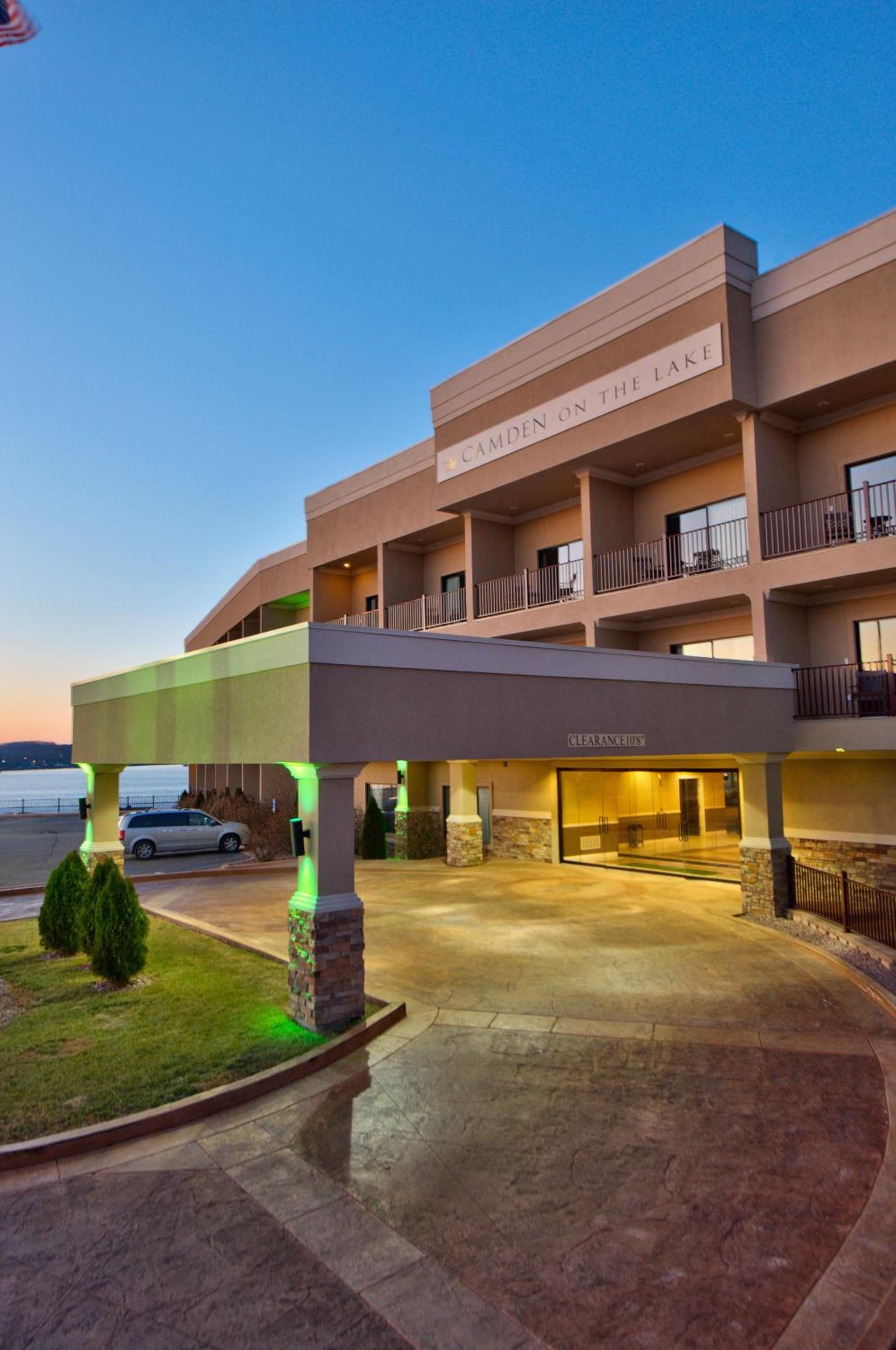 Camden on the Lake Resort property views in Lake Ozark, MO — gallery photo 3