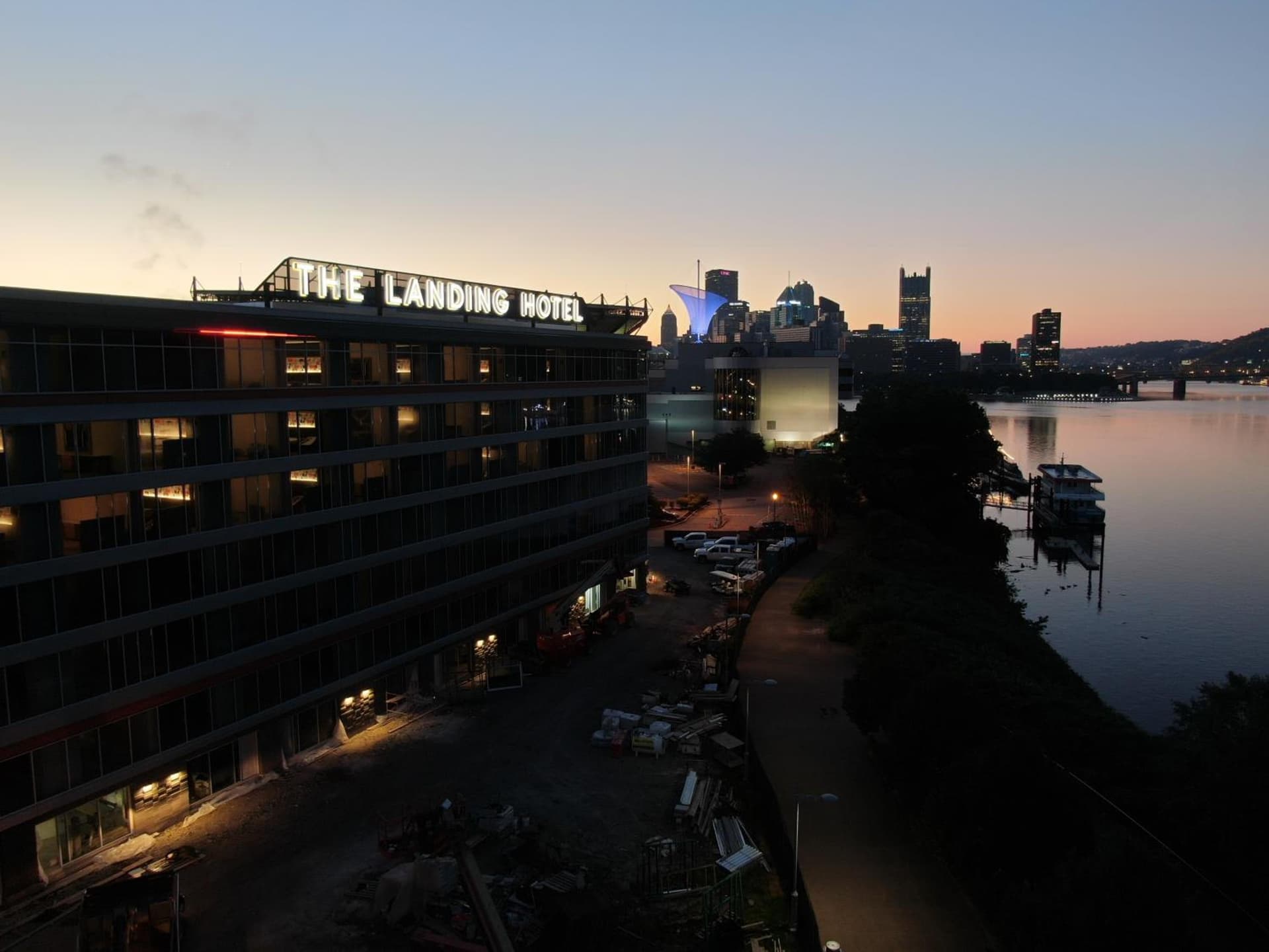 The Landing Hotel at Rivers Casino Pittsburgh gallery photo in Pittsburgh, PA — image 51