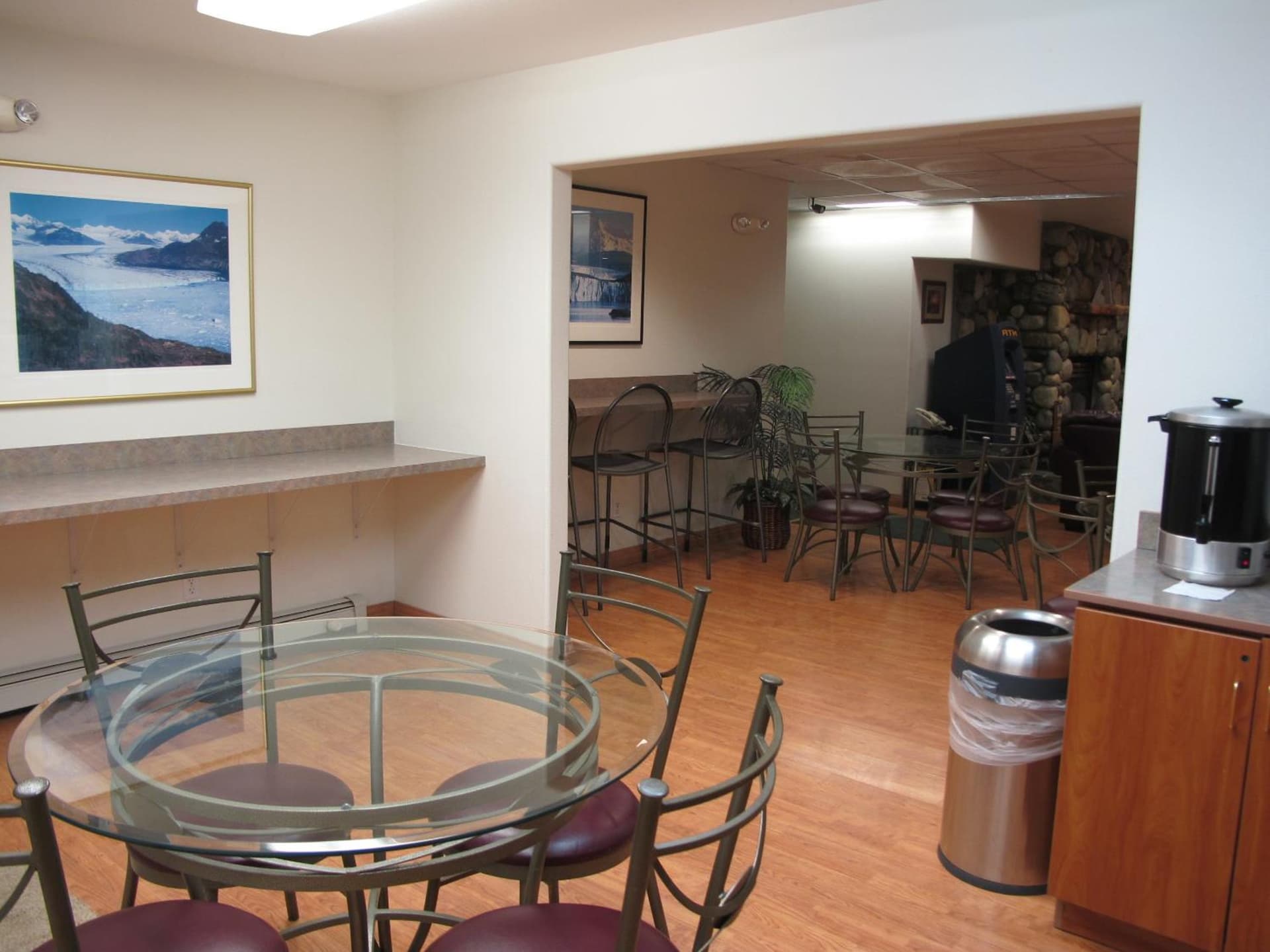 Microtel Inn & Suites by Wyndham Eagle River/Anchorage Area gallery photo in Eagle River, AK — image 31