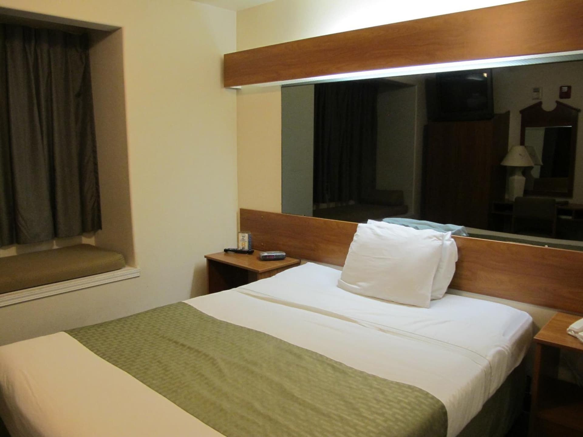 Microtel Inn & Suites by Wyndham Eagle River/Anchorage Area gallery photo in Eagle River, AK — image 18