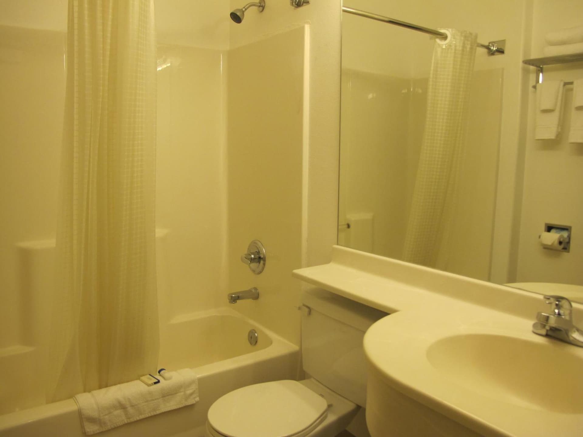 Microtel Inn & Suites by Wyndham Eagle River/Anchorage Area gallery photo in Eagle River, AK — image 28