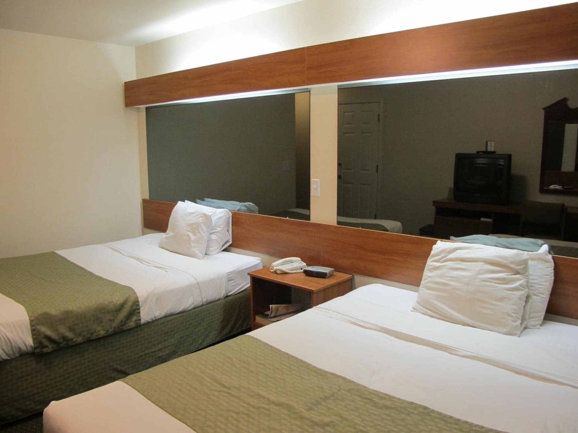 Microtel Inn & Suites by Wyndham Eagle River/Anchorage Area gallery photo in Eagle River, AK — image 10