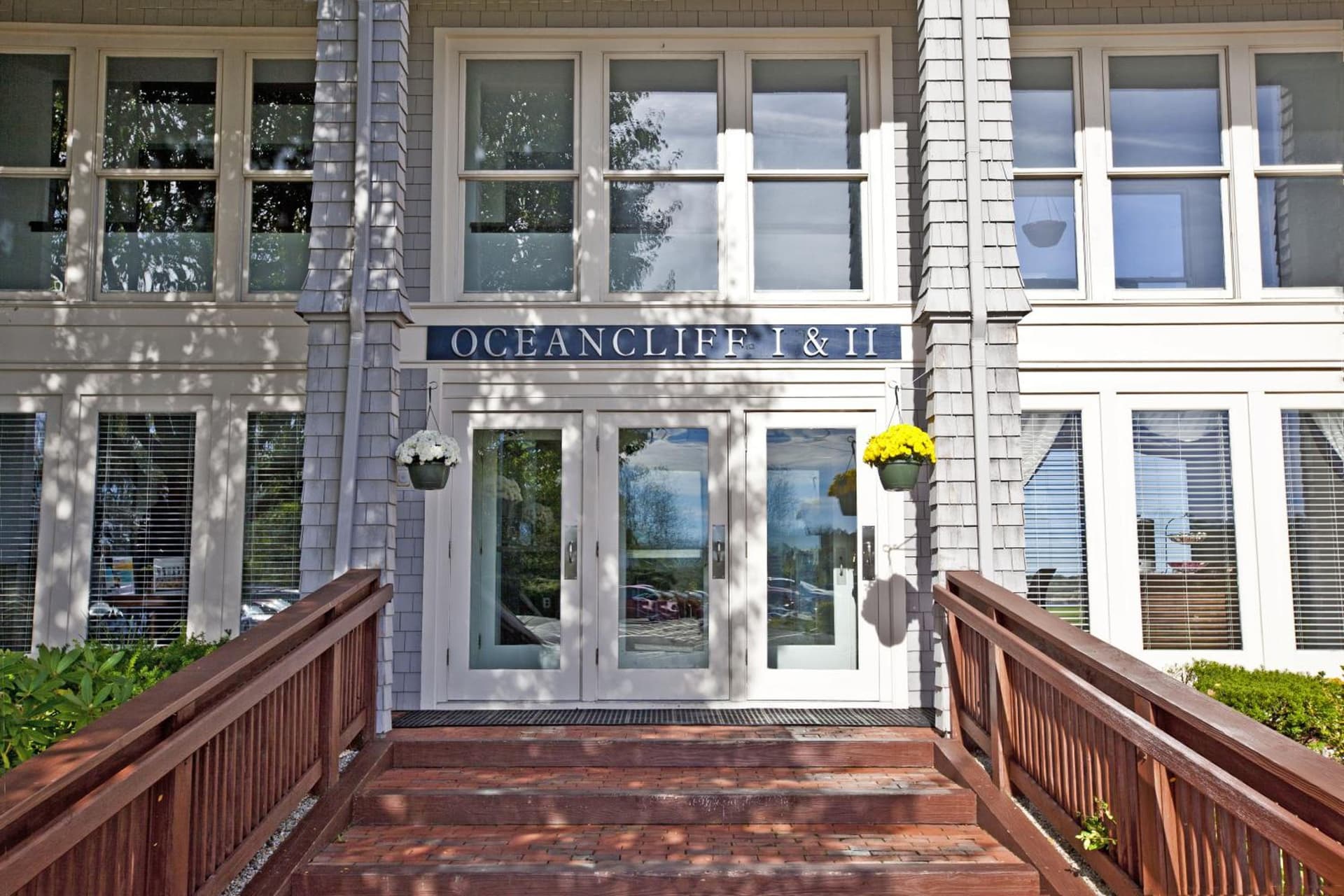 Oceancliff I & II interior in Newport, RI — gallery photo 2