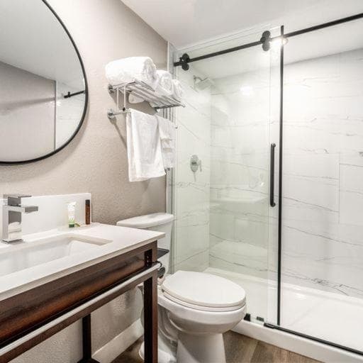 MainStay Suites Moreno Valley Near March Air Reserve Base gallery photo in Moreno Valley, CA — image 56