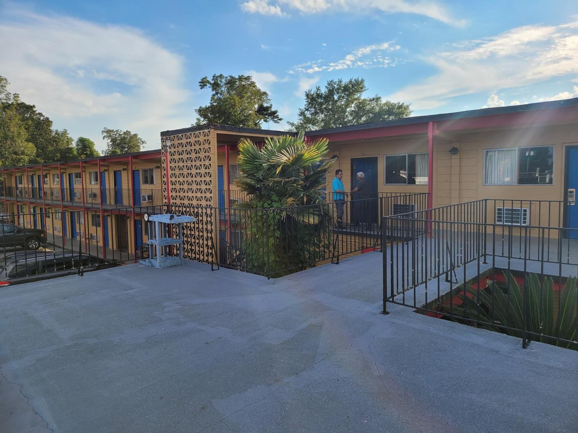Relax Inn property views in Lucedale, MS — gallery photo 3
