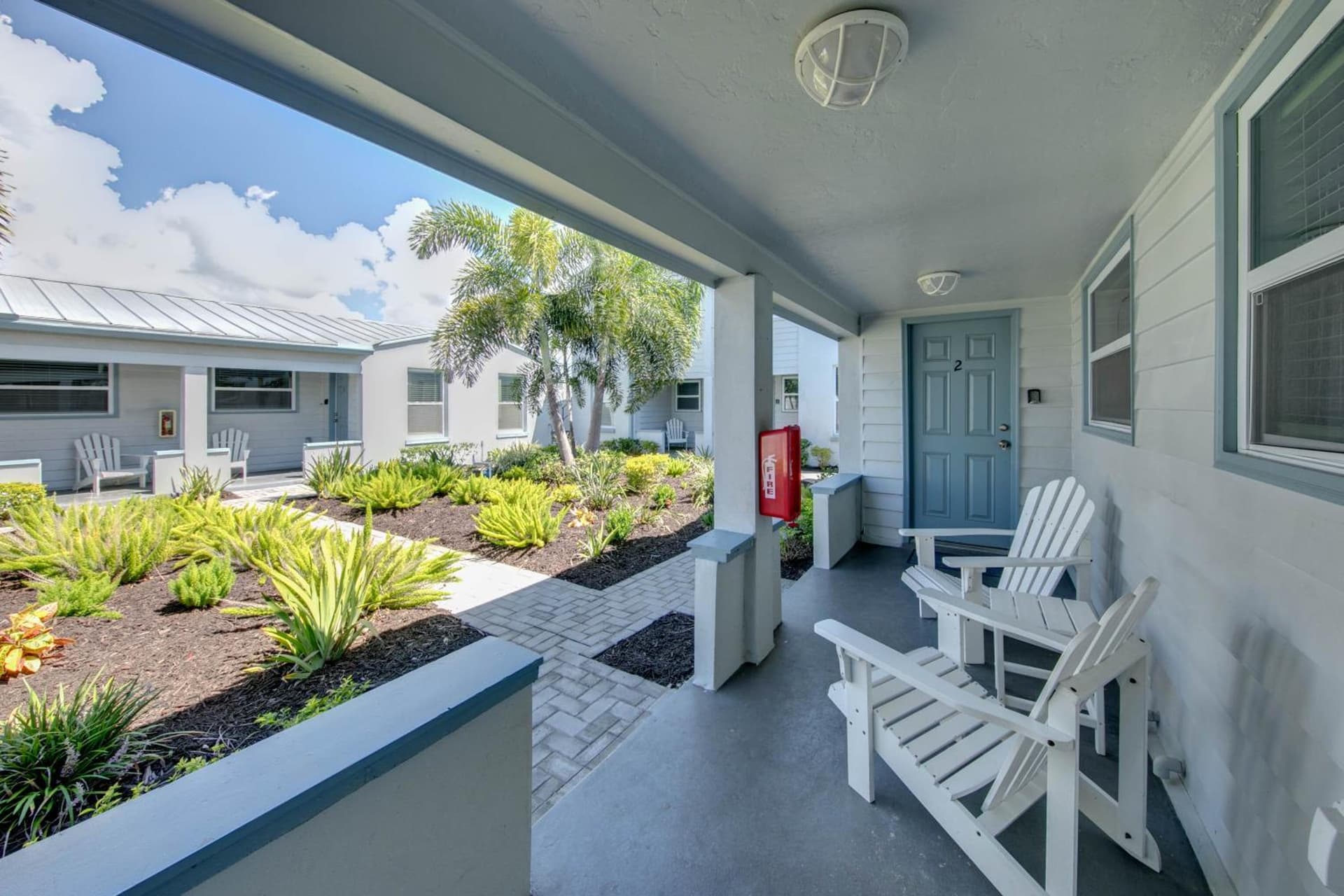 Silver Sands interior in St Pete Beach, FL — gallery photo 2