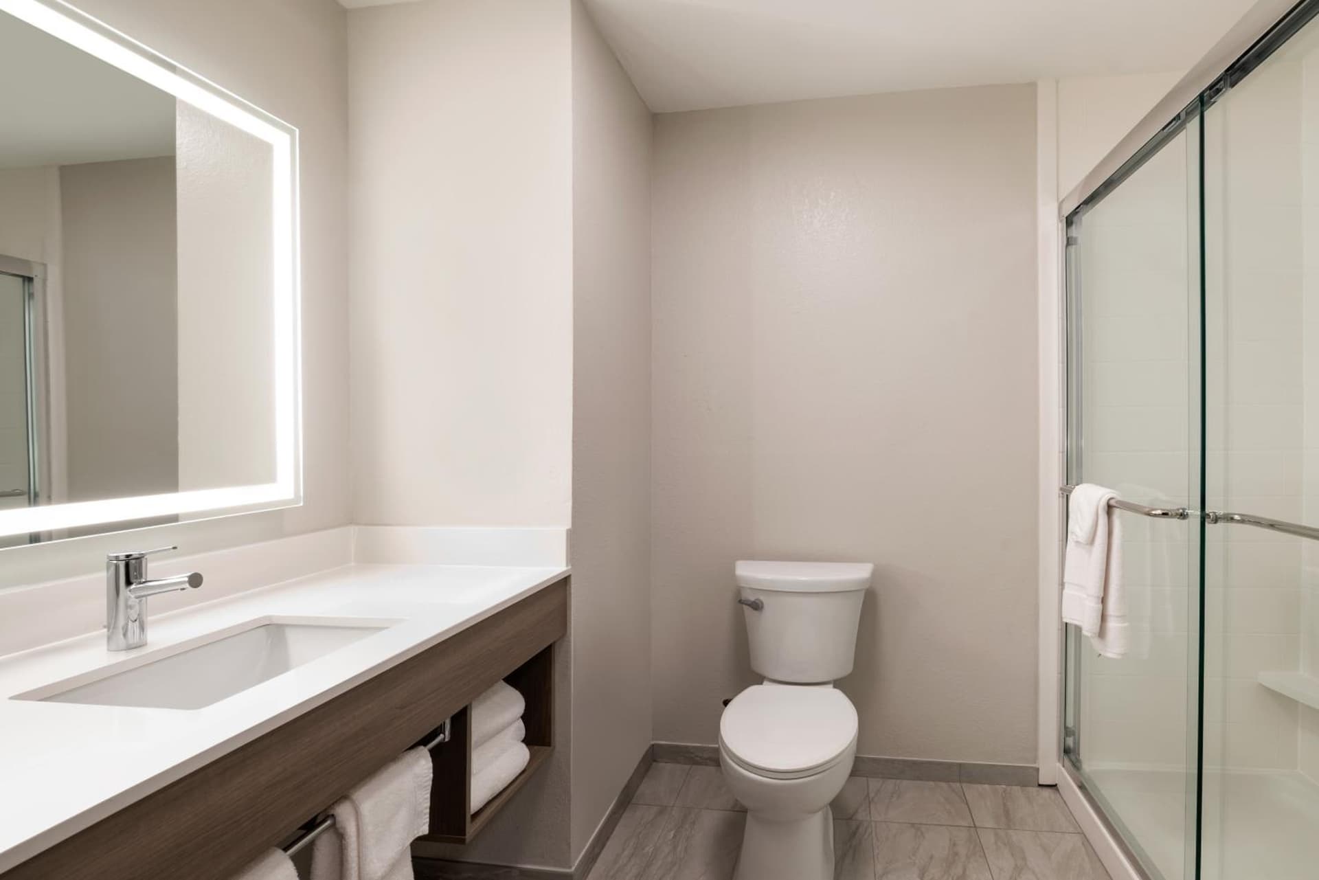 Holiday Inn Express & Suites Opelousas by IHG property views in Opelousas, LA — gallery photo 3