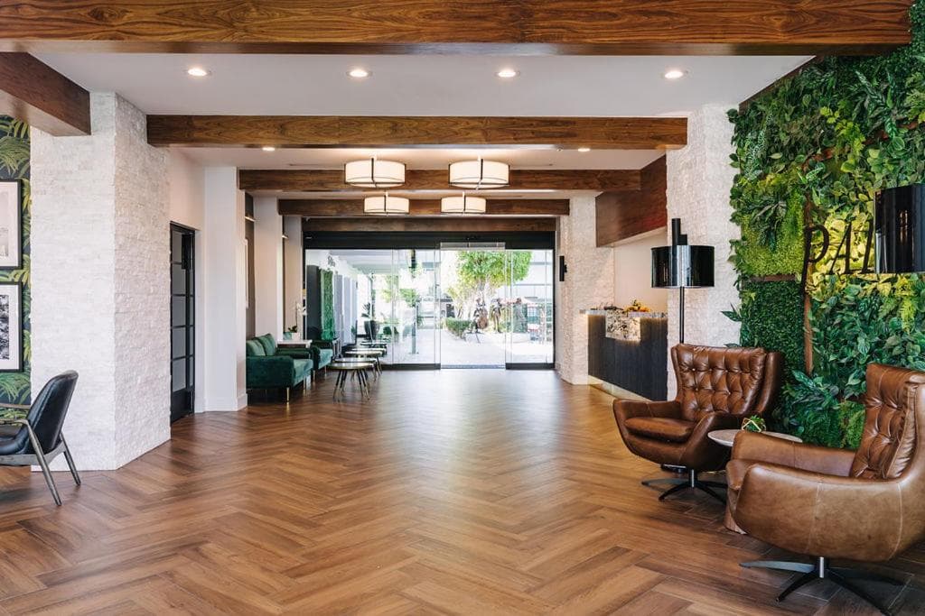 Palm Garden Hotel interior in Thousand Oaks, CA — gallery photo 2
