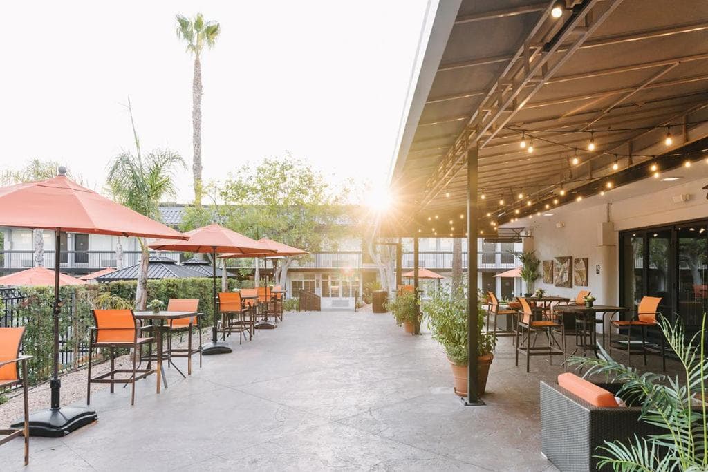 Palm Garden Hotel gallery photo in Thousand Oaks, CA — image 9