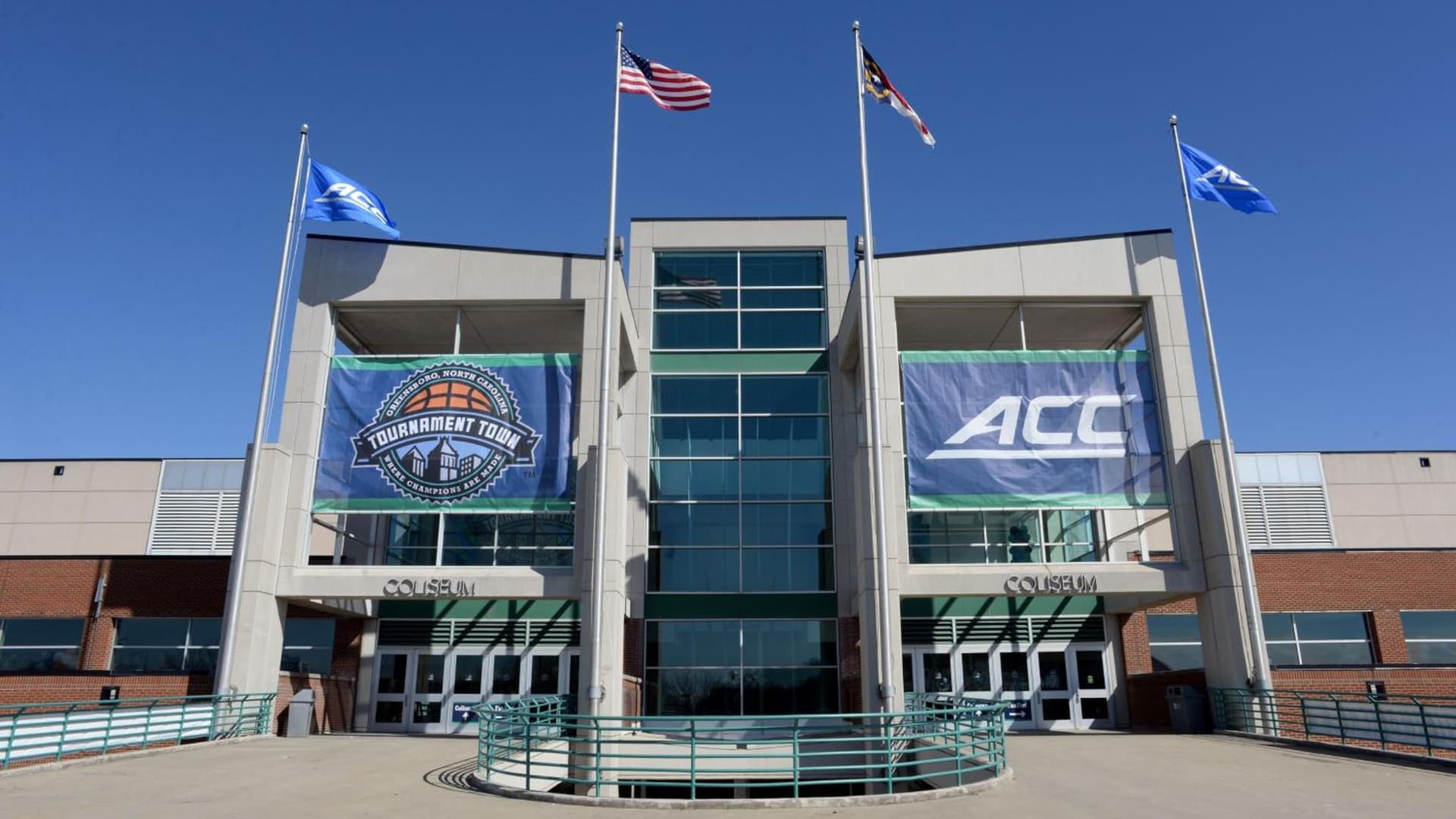 Holiday Inn Greensboro Coliseum by IHG property views in Greensboro, NC — gallery photo 3