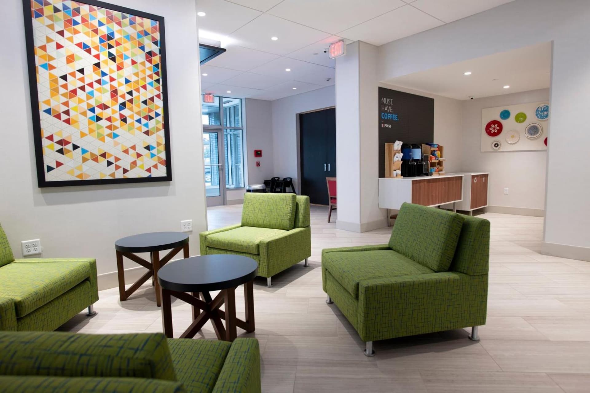 Holiday Inn Express & Suites Jersey City - Holland Tunnel by IHG gallery photo in Jersey City, NJ — image 13