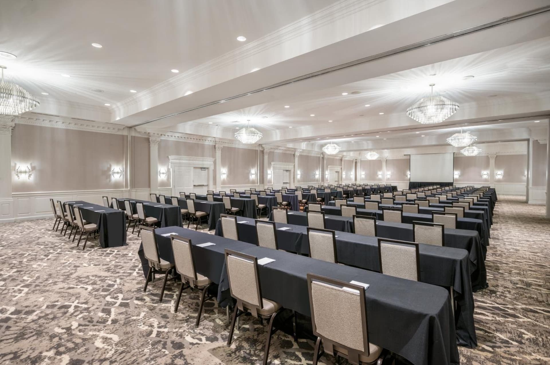 Crowne Plaza Albany - The Desmond Hotel gallery photo in Albany, NY — image 28