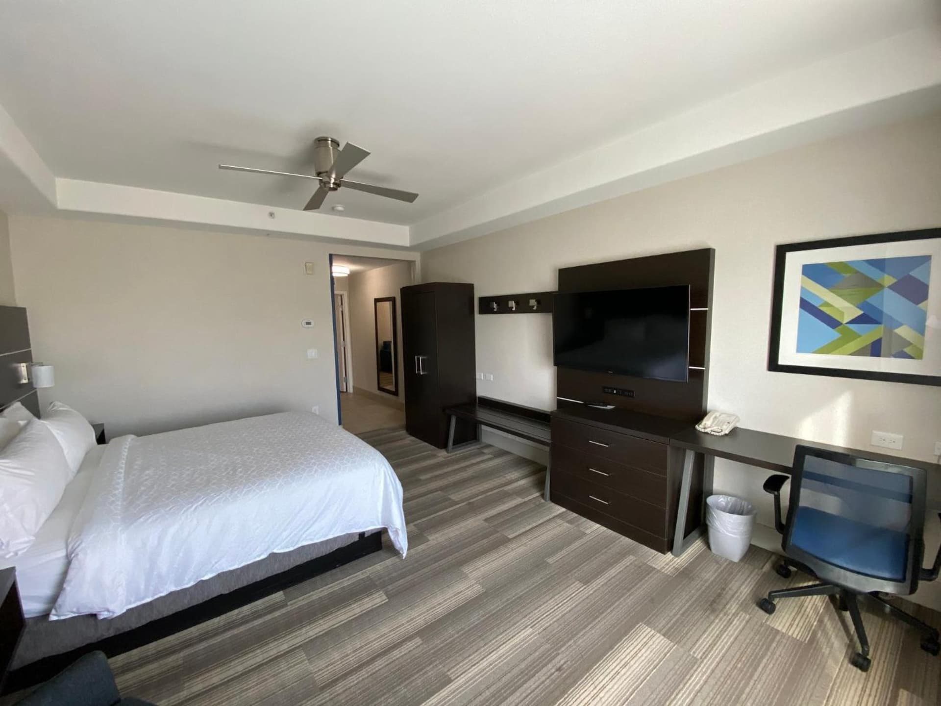 Holiday Inn Express Hotel & Suites El Dorado Hills by IHG gallery photo in El Dorado Hills, CA — image 41