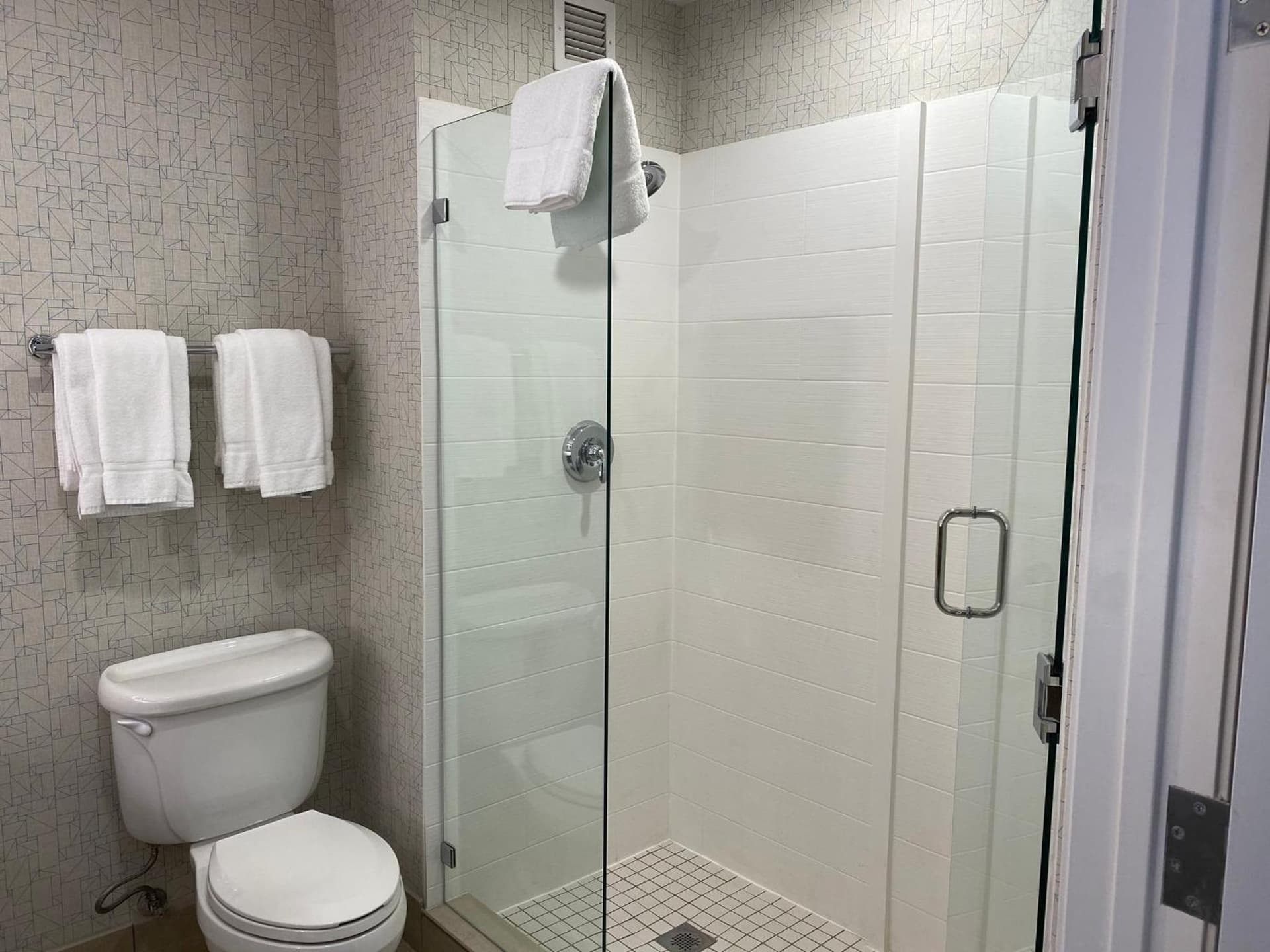 Holiday Inn Express Hotel & Suites El Dorado Hills by IHG gallery photo in El Dorado Hills, CA — image 4