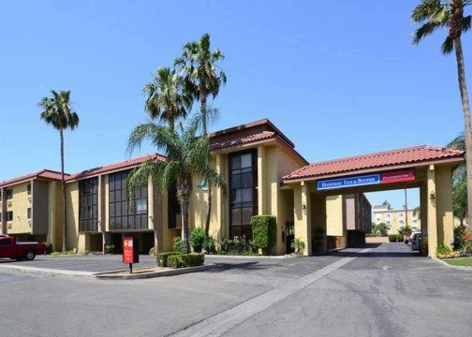 California Inn and Suites Bakersfield — hotel in Bakersfield, California