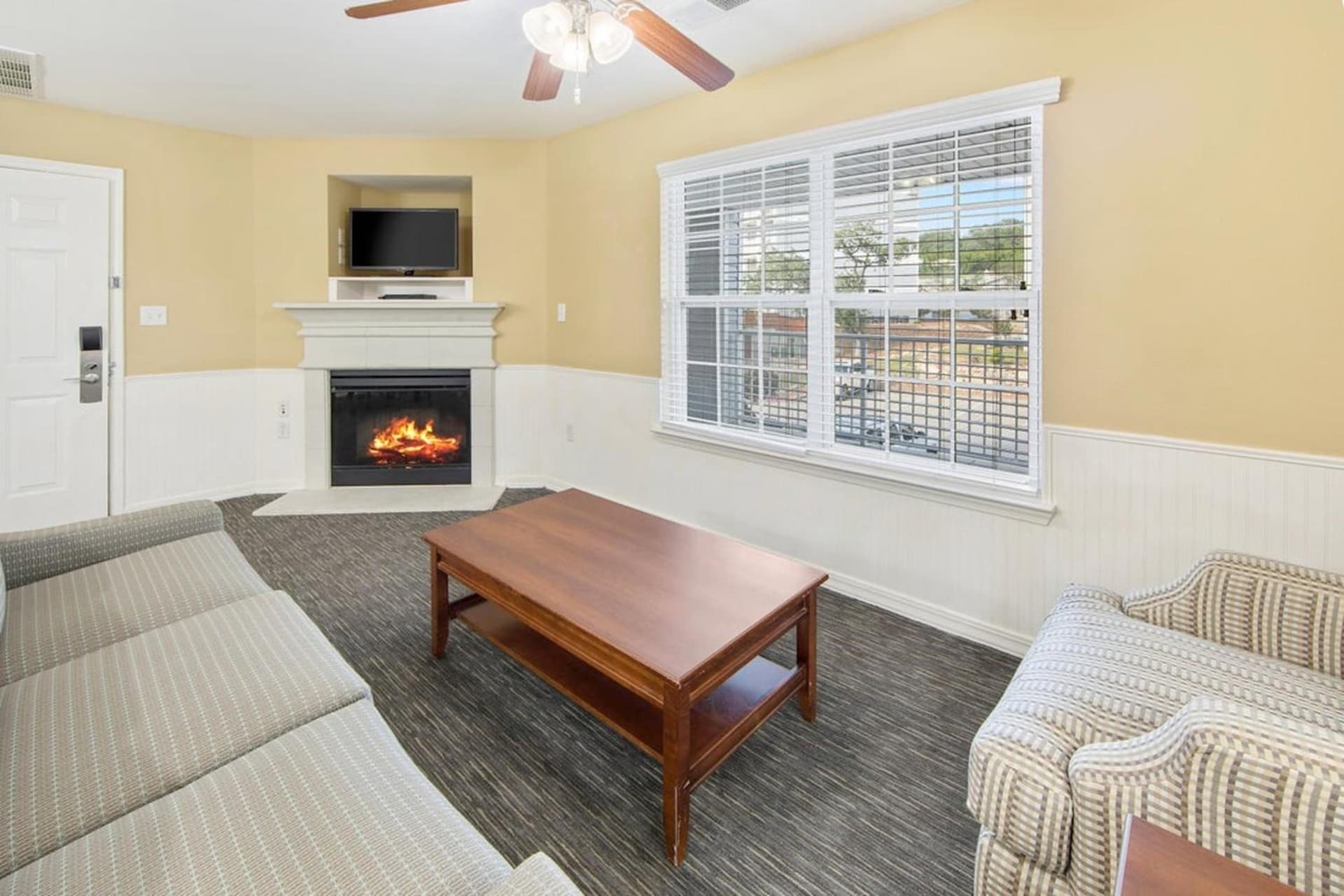 Holiday Inn Club Vacations Hill Country Resort at Canyon Lake gallery photo in Canyon Lake, TX — image 41