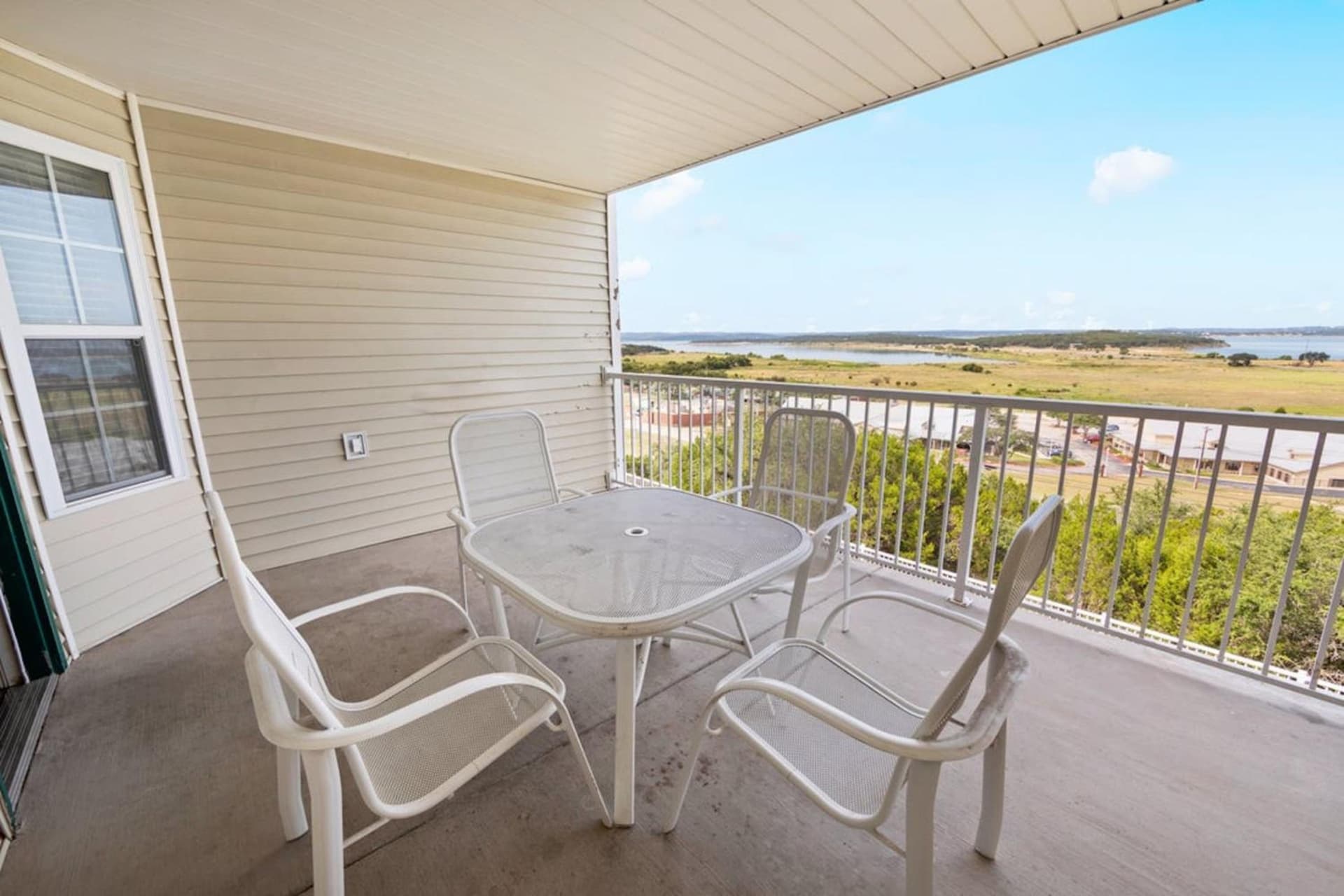Holiday Inn Club Vacations Hill Country Resort at Canyon Lake gallery photo in Canyon Lake, TX — image 49