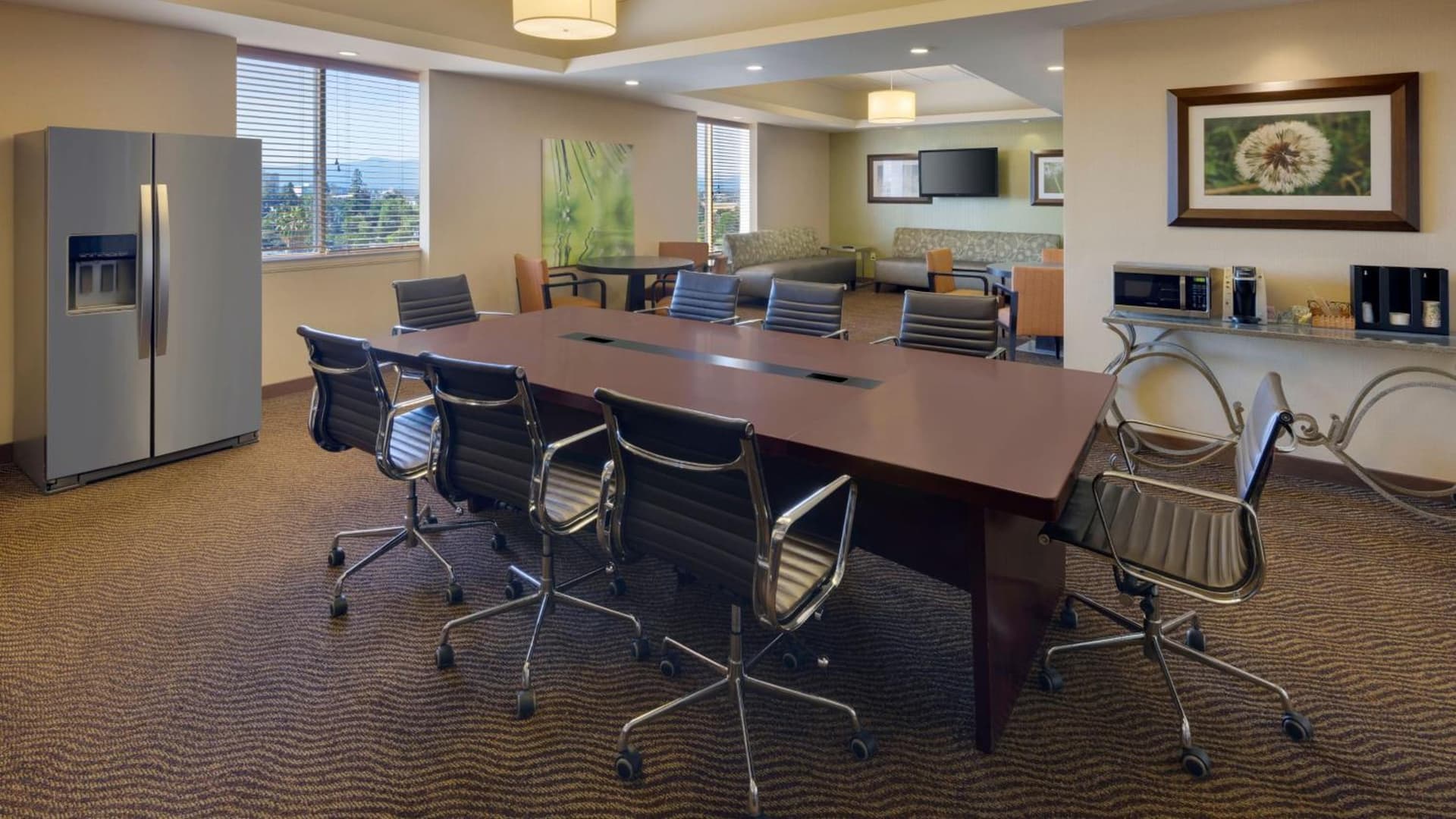 Holiday Inn San Jose-Silicon Valley by IHG property views in San Jose, CA — gallery photo 3