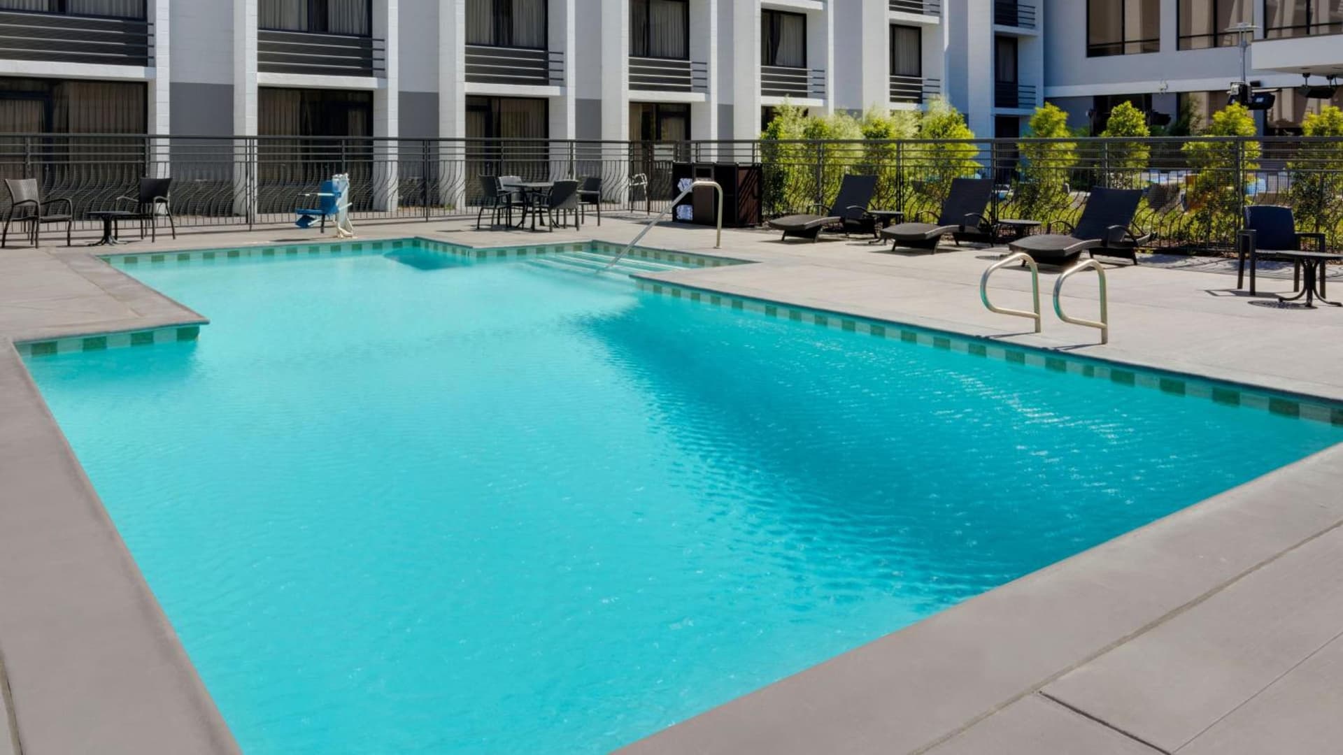 Holiday Inn San Jose-Silicon Valley by IHG interior in San Jose, CA — gallery photo 2