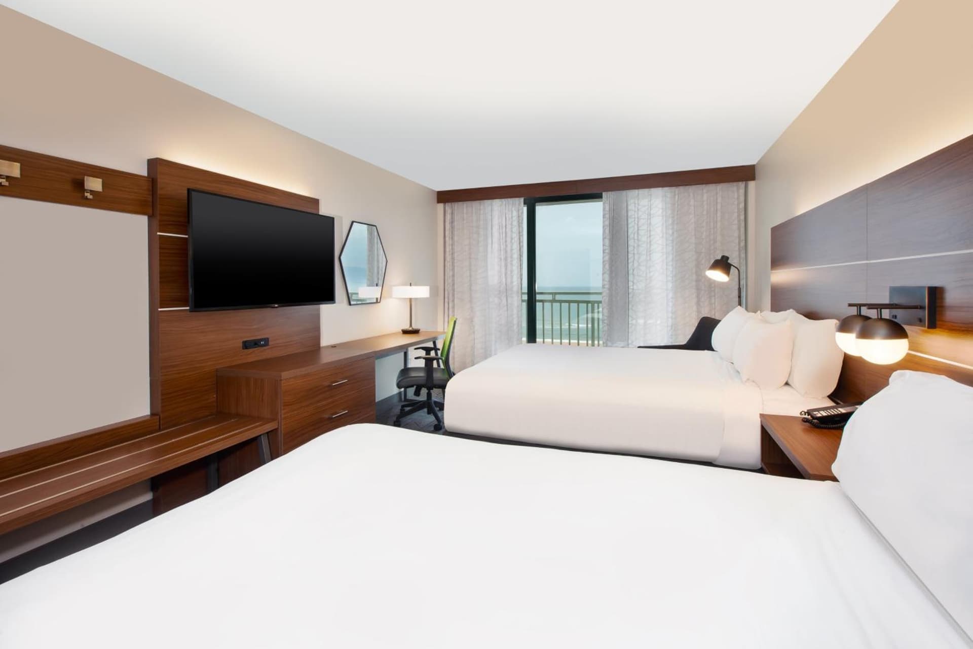 Holiday Inn Express & Suites VA Beach Oceanfront by IHG gallery photo in Virginia Beach, VA — image 14