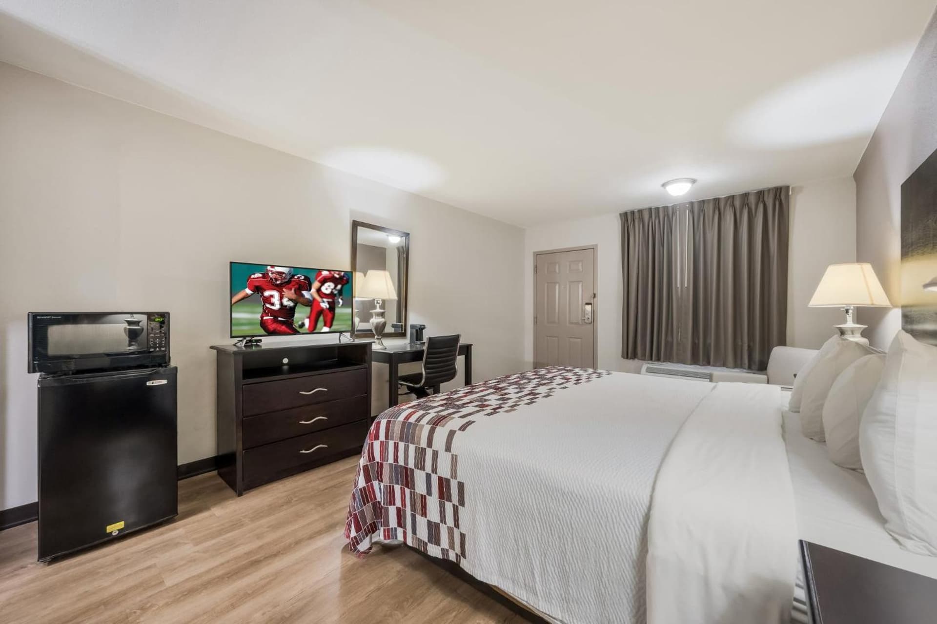 Red Roof Inn College Station gallery photo in College Station, TX — image 23
