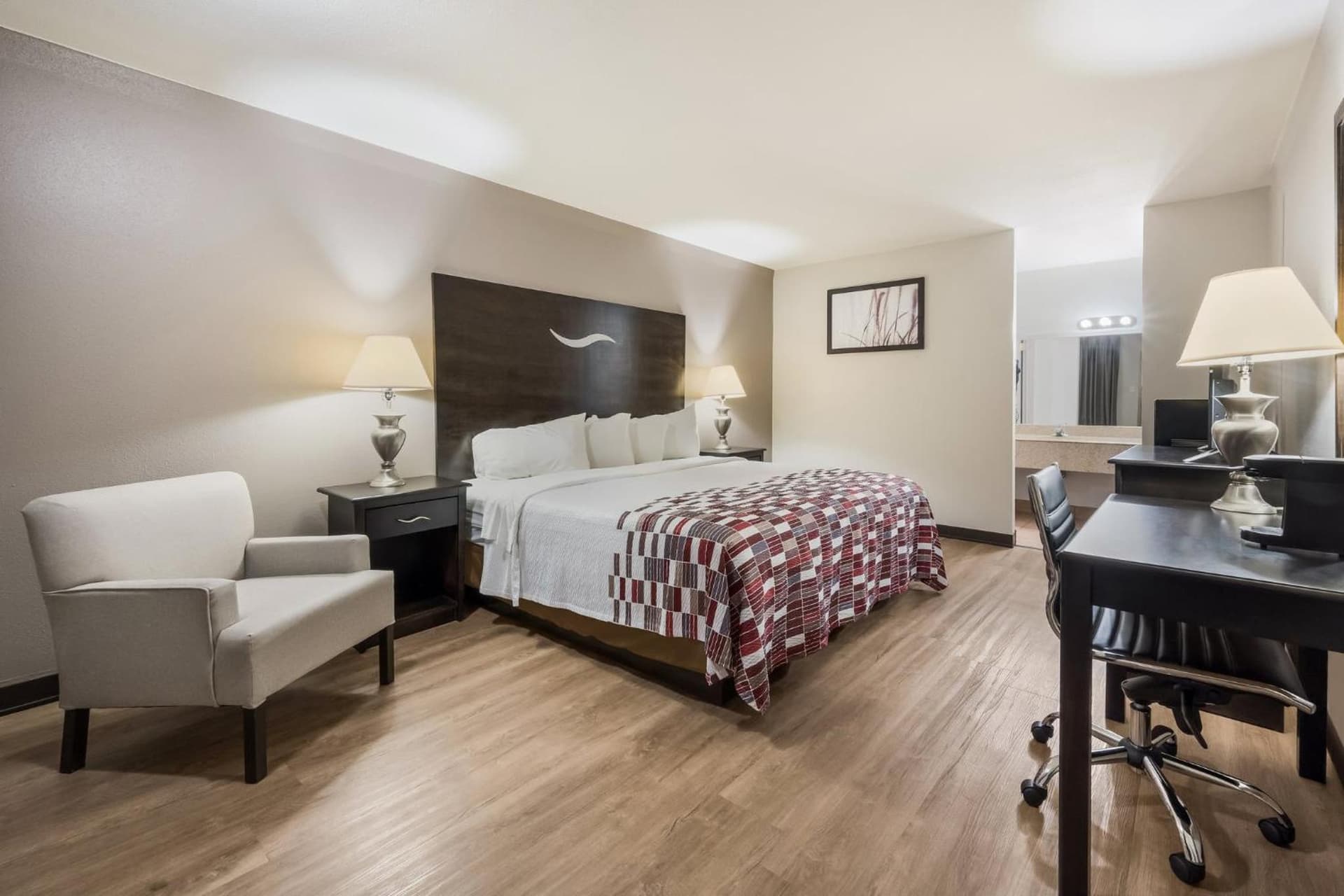 Red Roof Inn College Station gallery photo in College Station, TX — image 26
