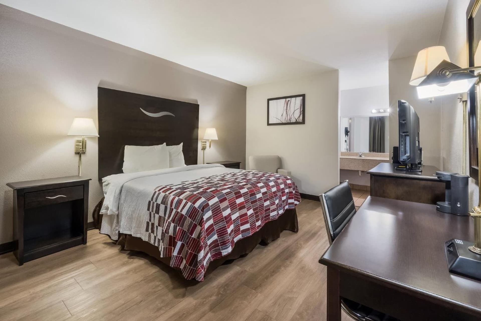 Red Roof Inn College Station gallery photo in College Station, TX — image 27