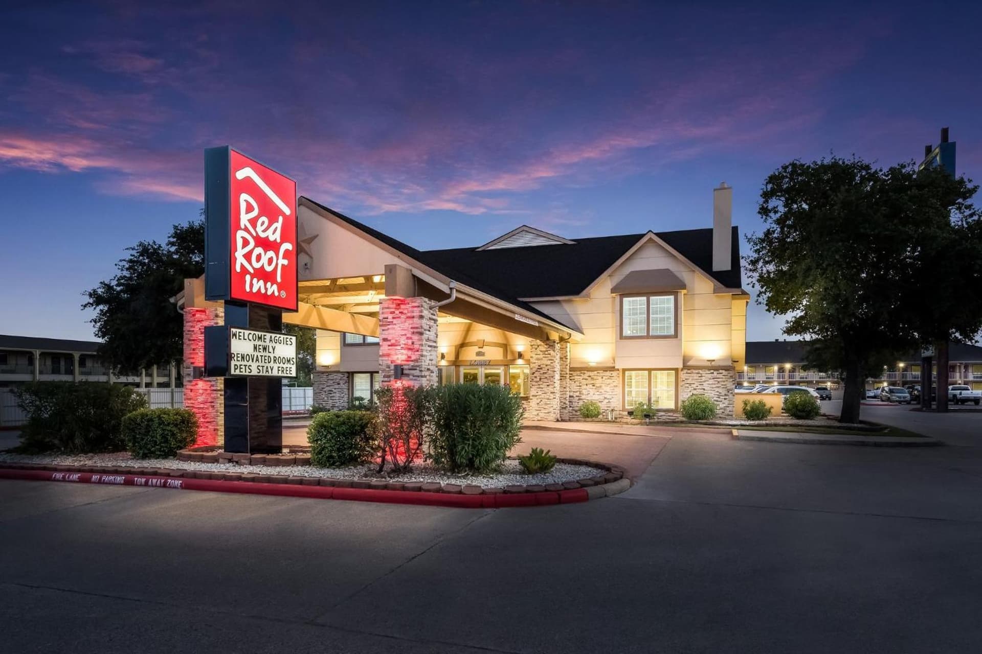 Red Roof Inn College Station gallery photo in College Station, TX — image 21