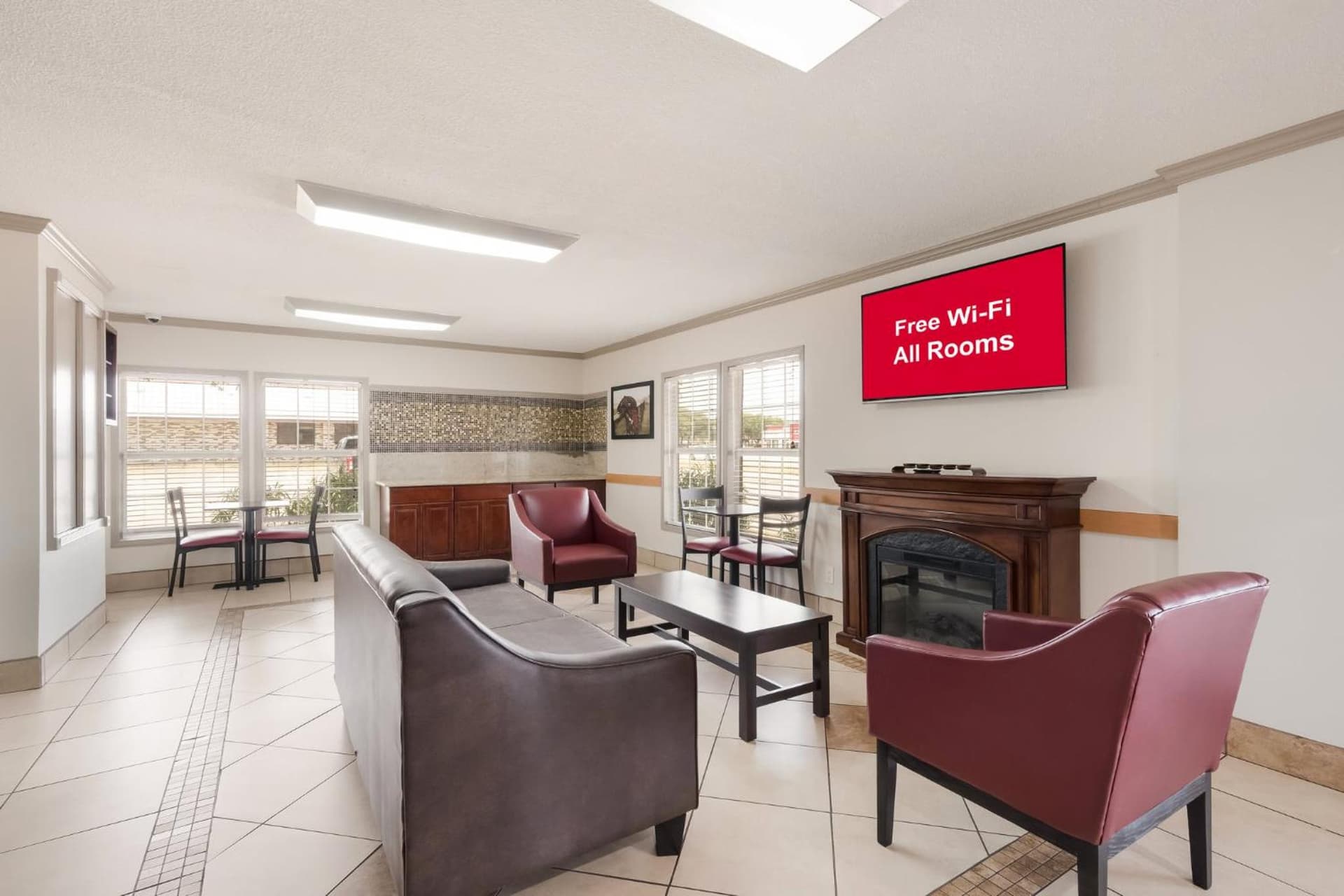Red Roof Inn College Station gallery photo in College Station, TX — image 35
