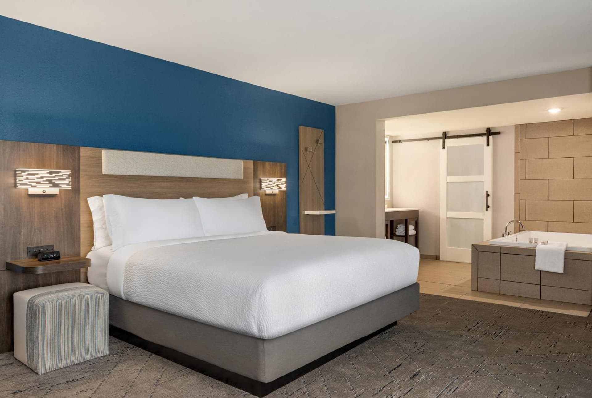 Holiday Inn Express & Suites Evansville Downtown by IHG gallery photo in Evansville, IN — image 32