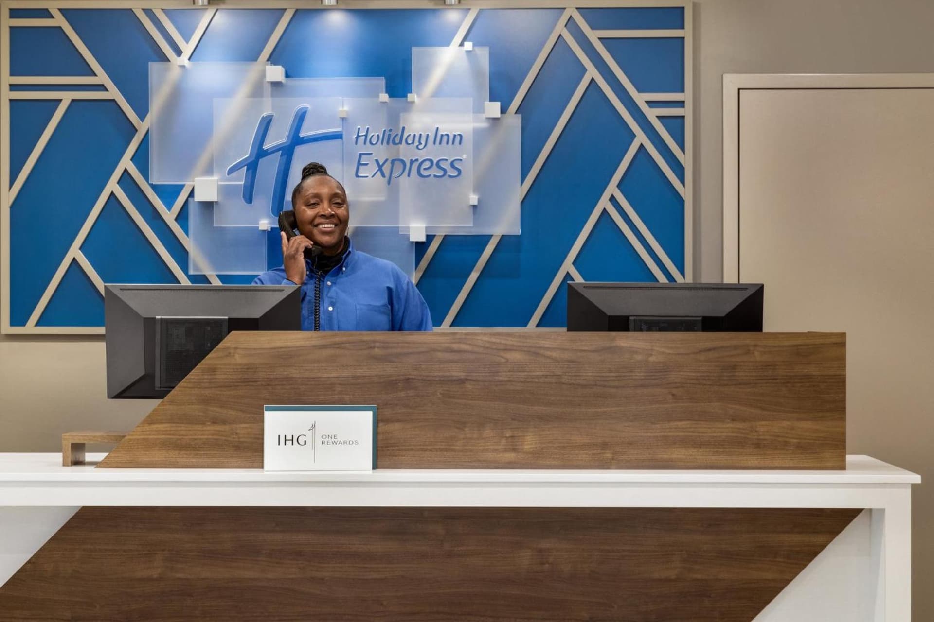 Holiday Inn Express & Suites Evansville Downtown by IHG gallery photo in Evansville, IN — image 53