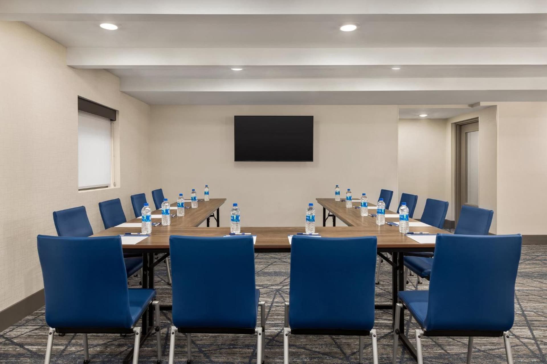 Holiday Inn Express & Suites Evansville Downtown by IHG gallery photo in Evansville, IN — image 52