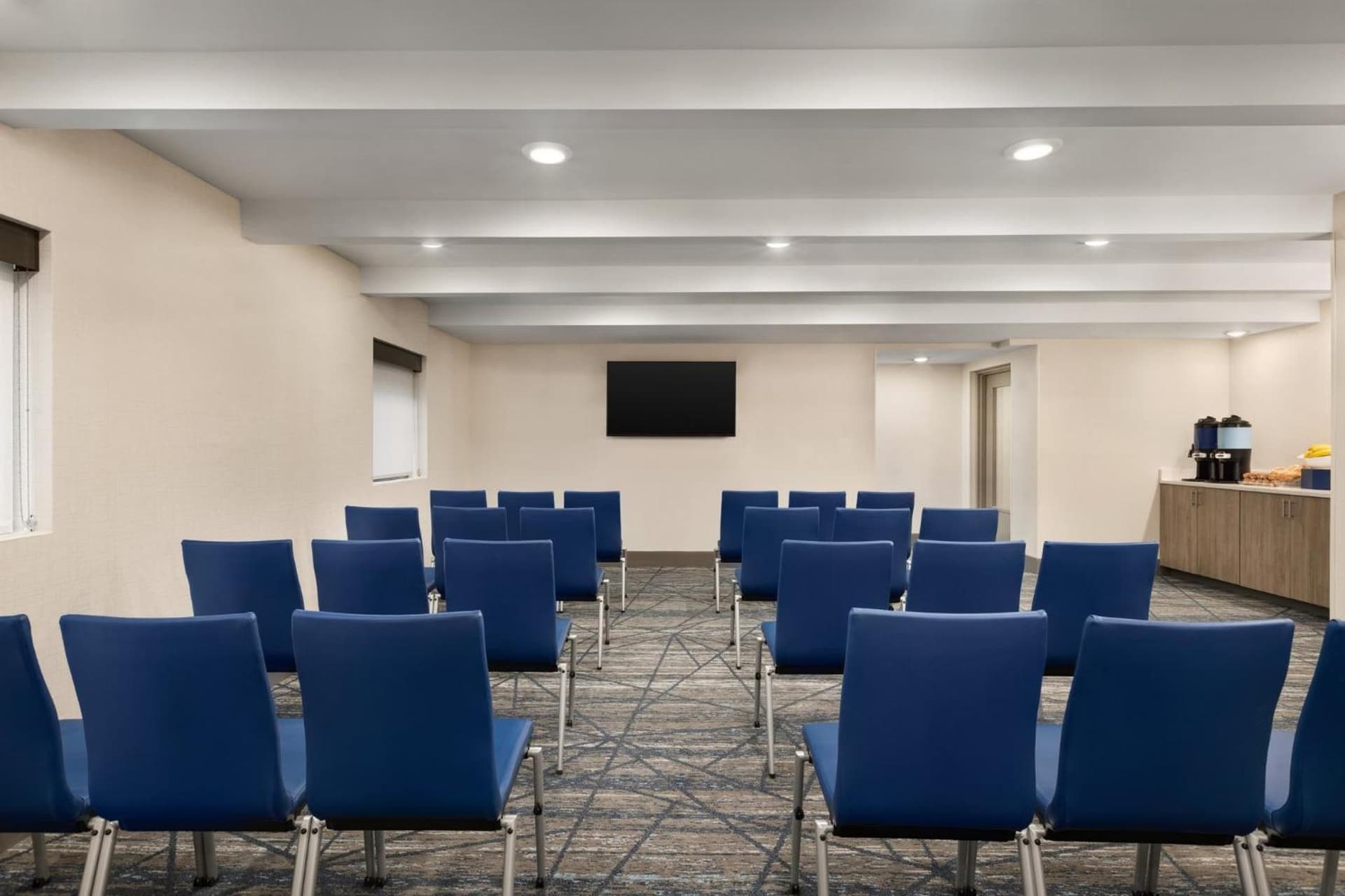 Holiday Inn Express & Suites Evansville Downtown by IHG gallery photo in Evansville, IN — image 21