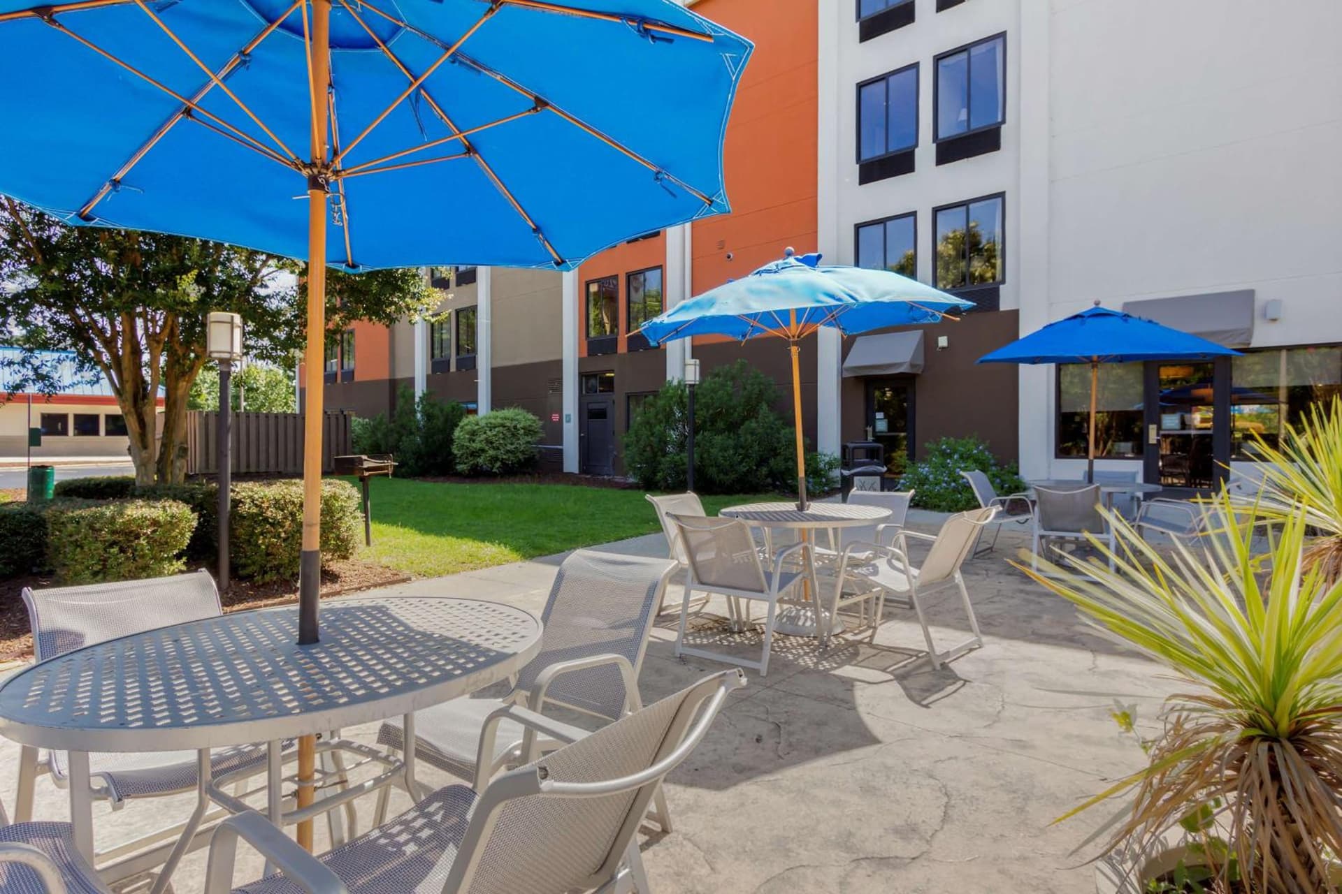 Best Western Plus Wilmington / Wrightsville Beach gallery photo in Wilmington, NC — image 19
